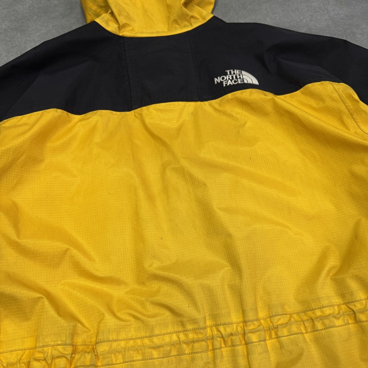 The North Face Vintage The North Face TNF Gore-Tex Raincoat Jacket 90s Size US L / EU 52-54 / 3 - 24 Thumbnail