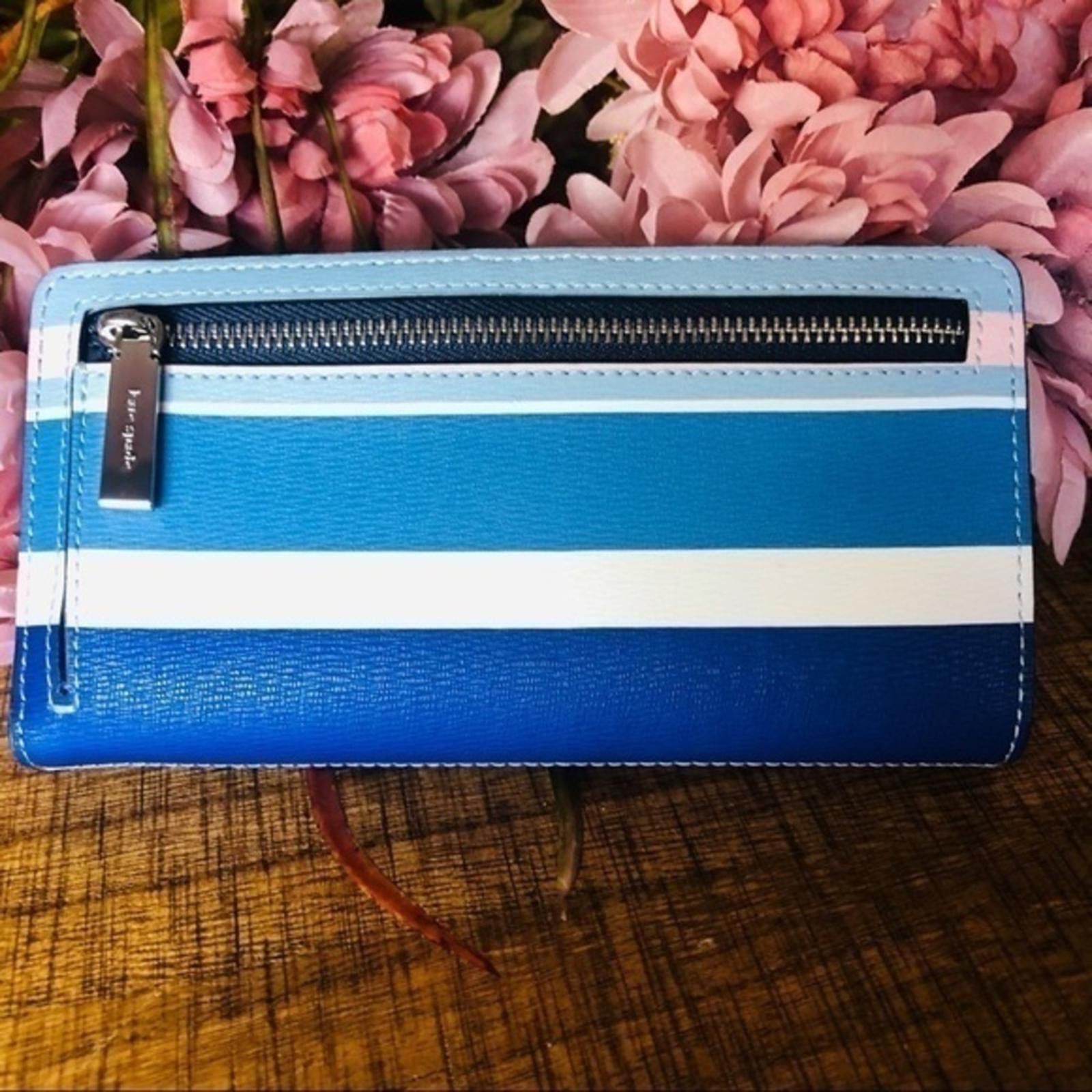 Kate Spade Kate Spade Wallet Blue With Balloons NWT Size ONE SIZE - 2 Thumbnail