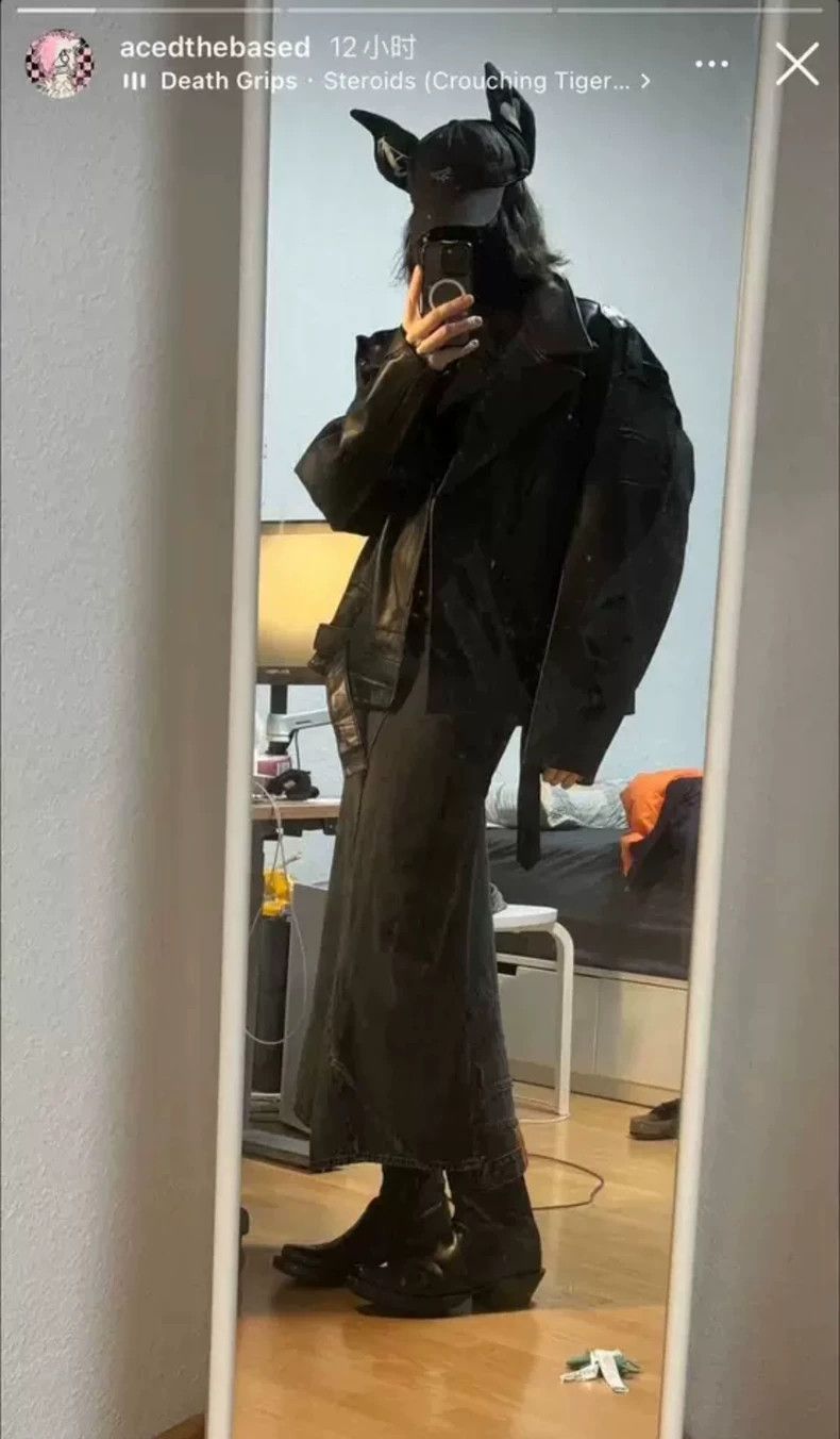 Vetements Vetements Chelsea 39 2900 Size US 6 / EU 39 - 1 Thumbnail