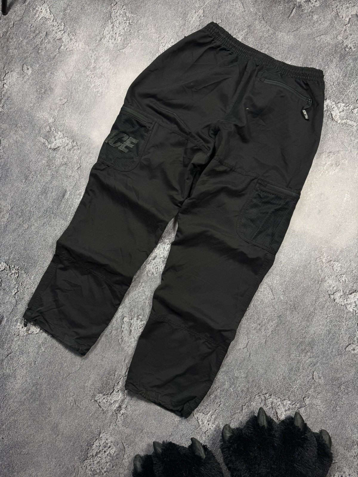 Palace Palace Mesh Pocket Shell Pants Black Size US 38 / EU 54 - 9 Thumbnail