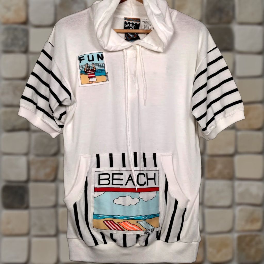 Etro VINTAGE Garbanzo Shirt Women S Hooded T Shirt 80s Beach Retro White Short Sleeve Pullover Knit Polyester Patch Beach Volleyball NOS Size S / US 4 / IT 40 - 1 Thumbnail