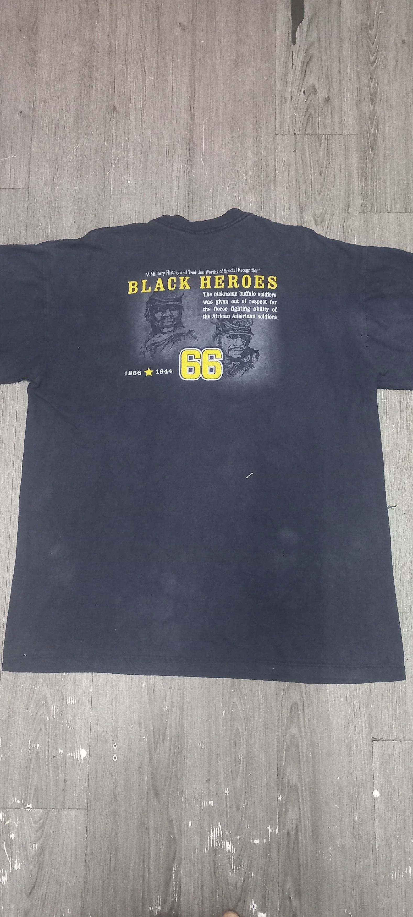 Vintage 90's buffalo soldier black heroes shirt
