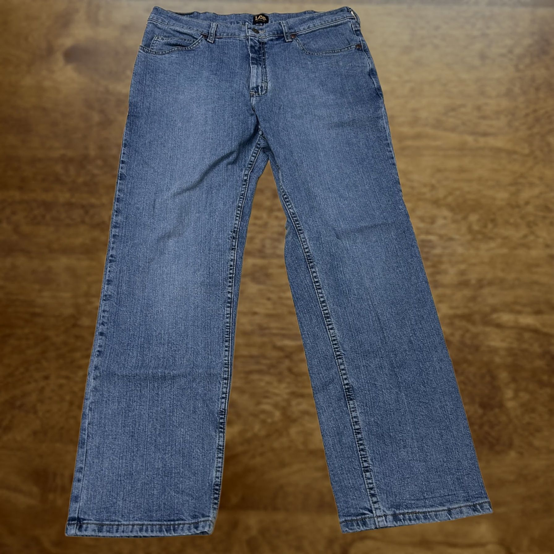 Lee Lee Mens Relaxed Fit Jeans Straight Stretch Denim Casual Blue Medium Wash 34x30 Size US 34 / EU 50 - 1 Thumbnail
