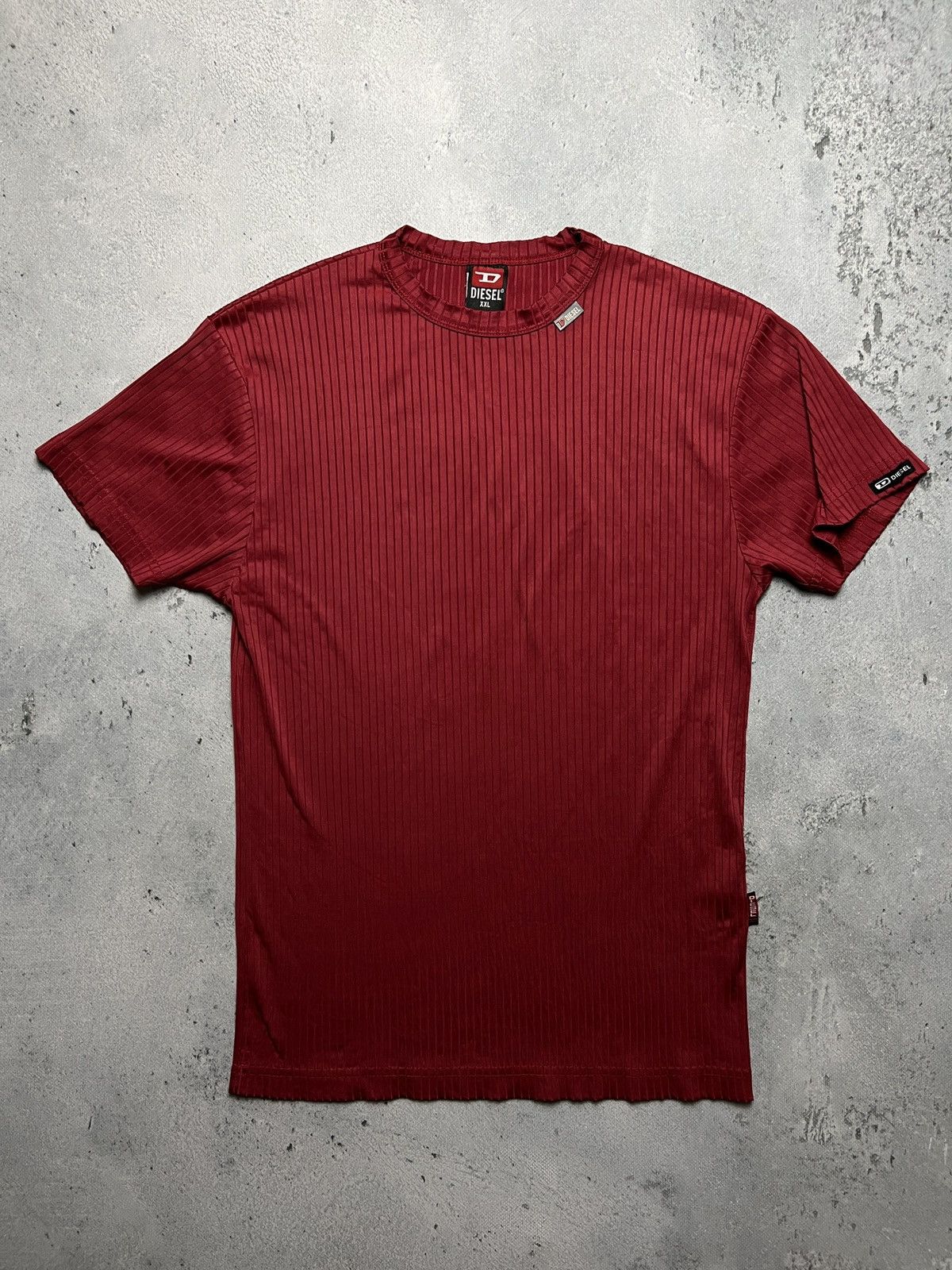 Diesel Vintage Diesel T Shirt Tee Big Logo Baggy Distressed 90s Y2K Size US L / EU 52-54 / 3 - 1 Thumbnail