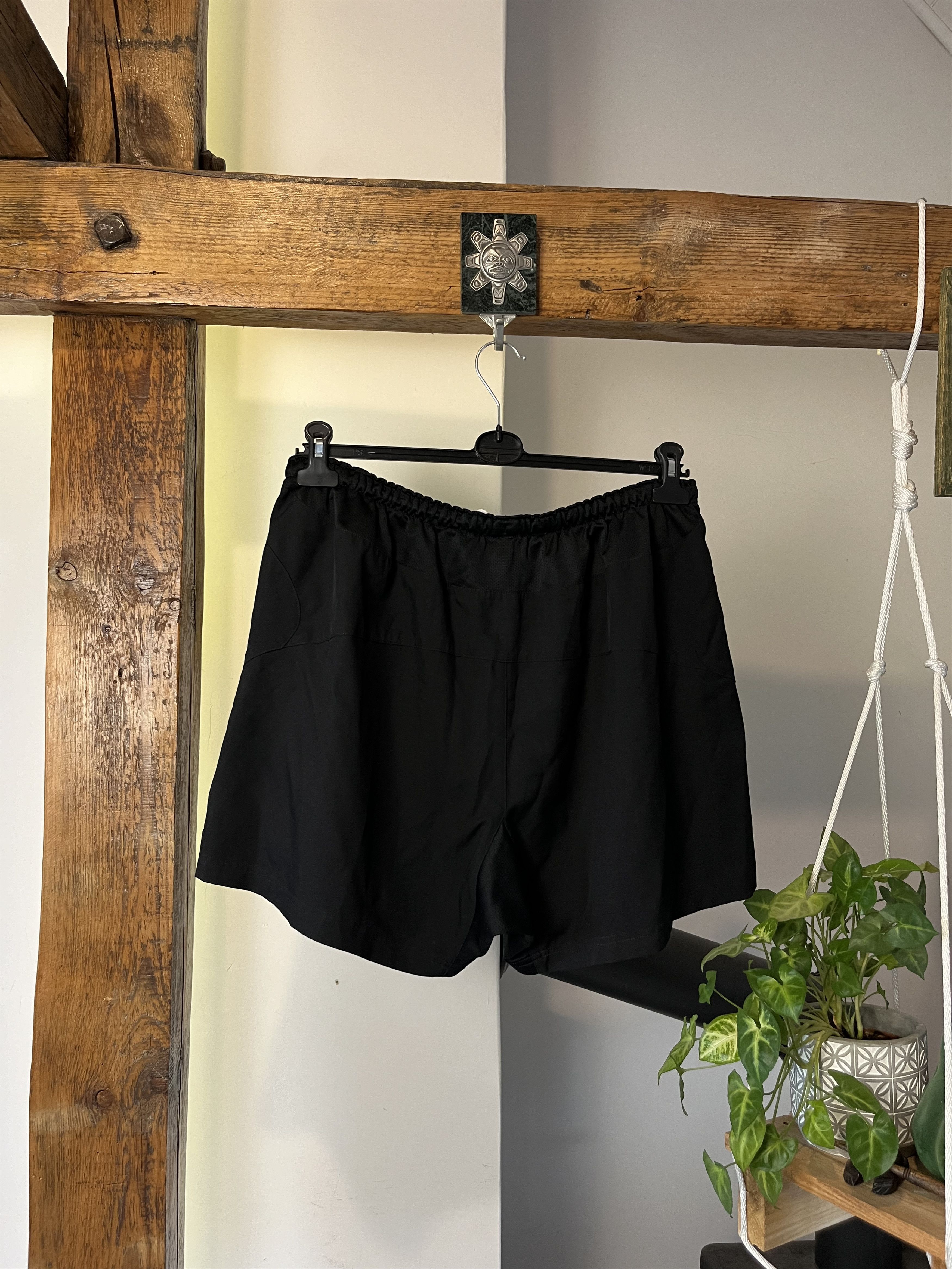 Kappa × Vintage Vintage Nike Juventus Jersey Shorts Size US 36 / EU 52 - 2 Thumbnail