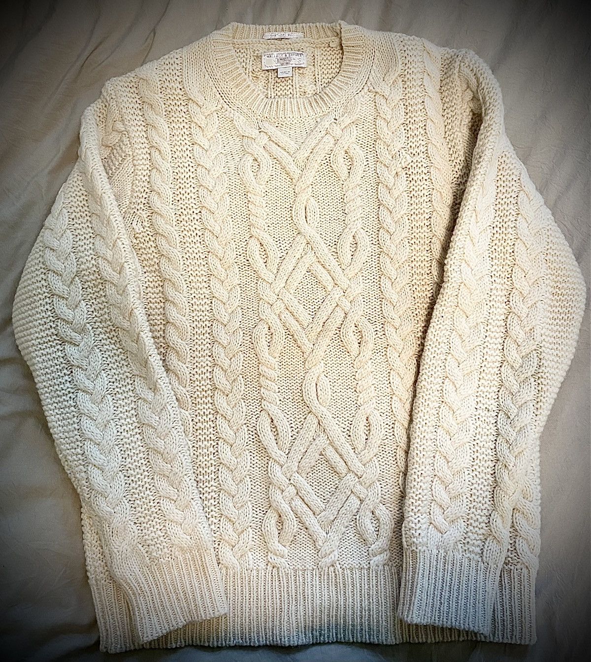 Wallace & Barnes Wallace and Barnes Cable knit fishermen’s Sweater ...