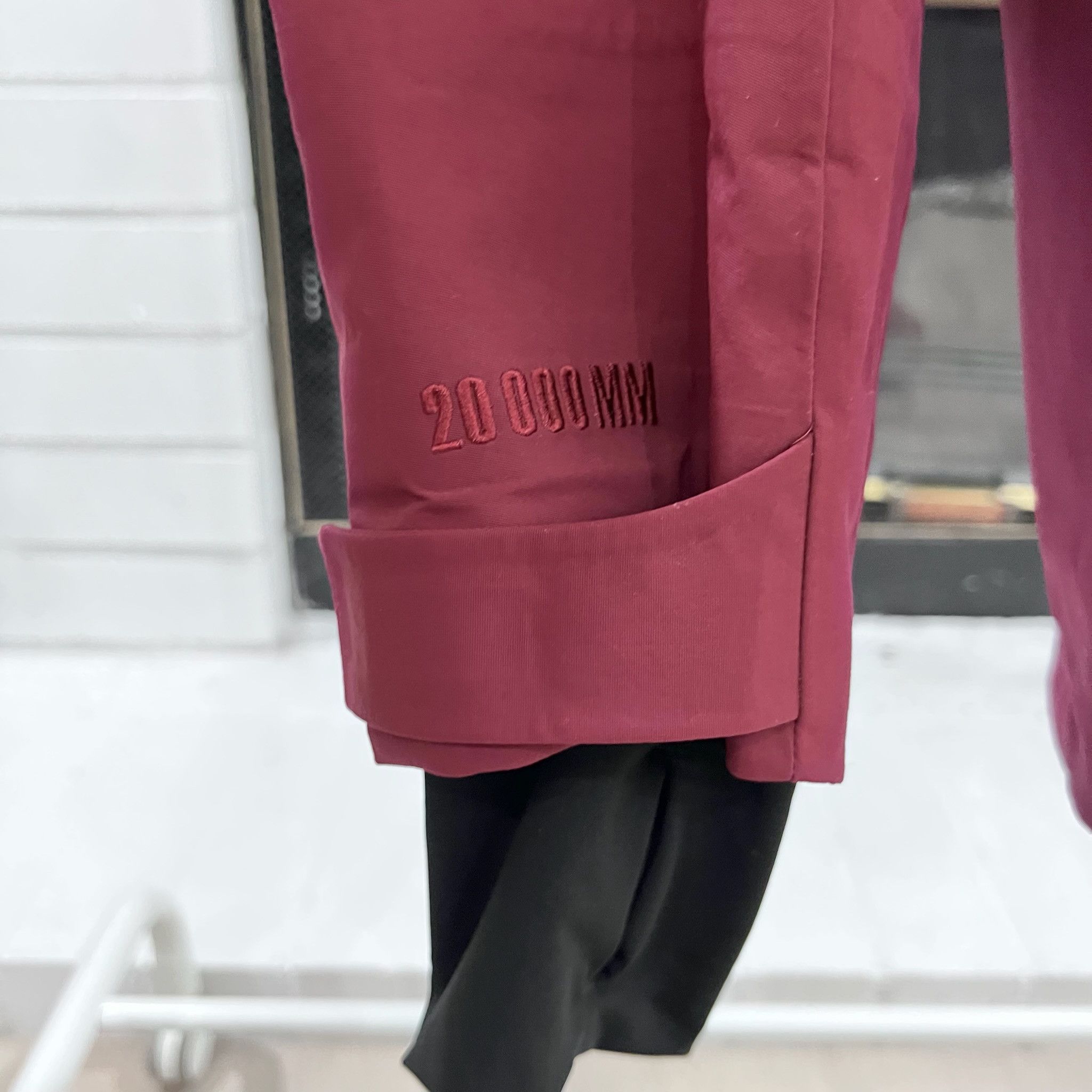 Adidas Adidas Terrex Techrock 3L Nylon RAIN.RDY Jacket - Burgundy Size US S / EU 44-46 / 1 - 2 Thumbnail