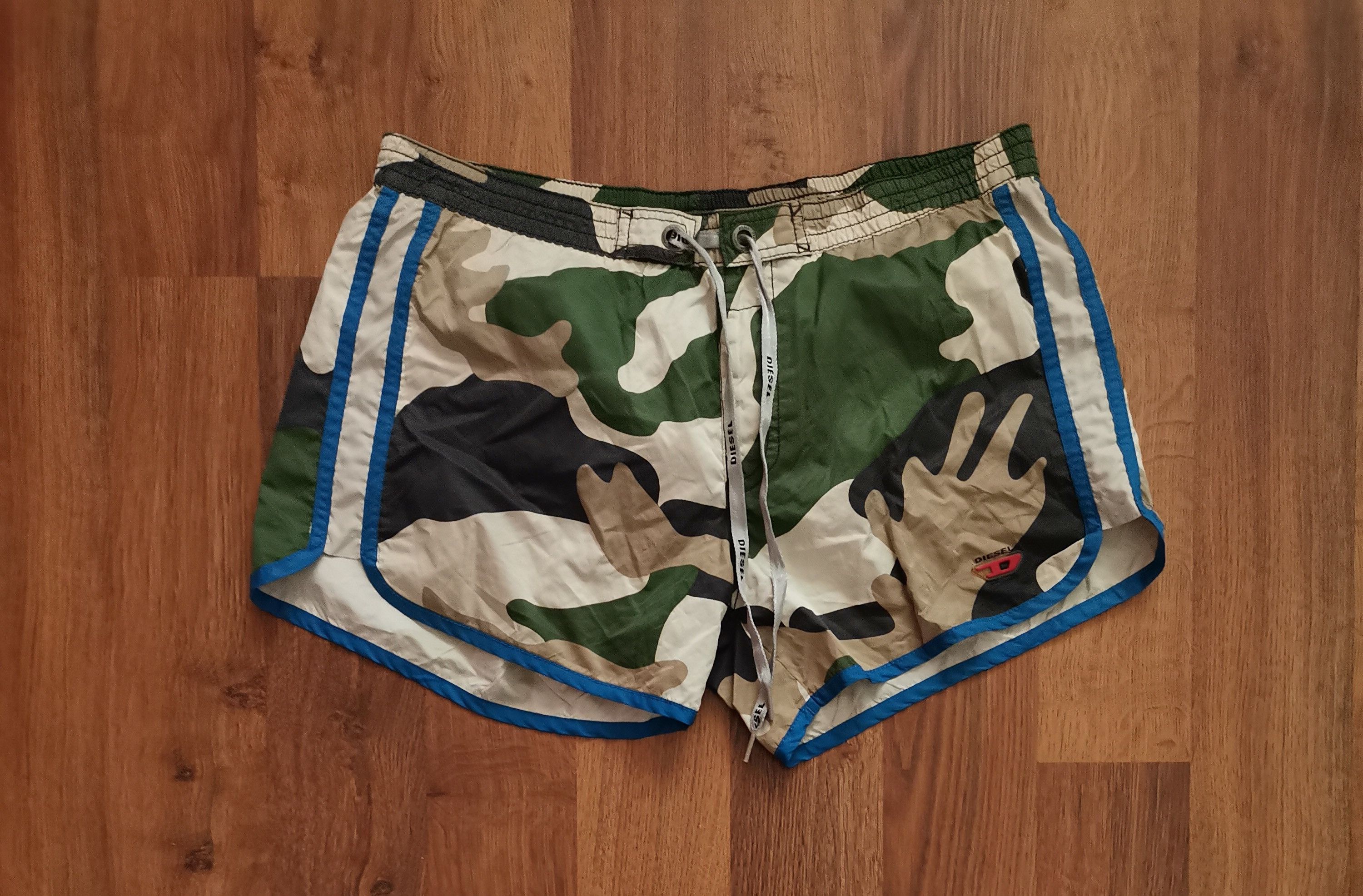 Diesel Diesel Camo Shorts Size US 30 / EU 46 - 1 Thumbnail