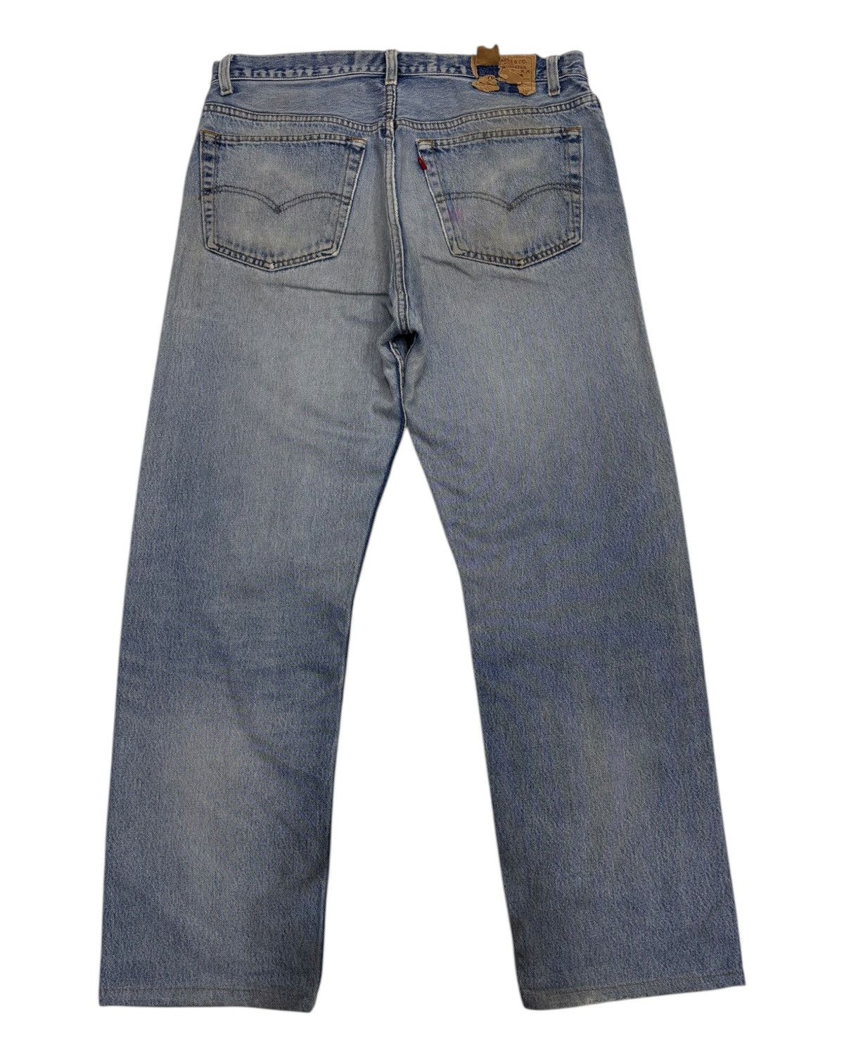Levi's VINTAGE LEVIS 501 BUTTON 522 THRASHED DISTRESSED DENIM JEAN Size US 36 / EU 52 - 8 Thumbnail