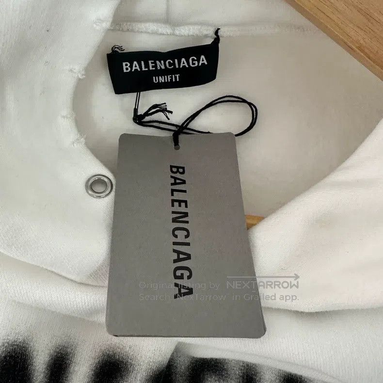 Balenciaga Balenciaga White blurred mosaic sweater Size US XS / EU 42 / 0 - 4 Thumbnail