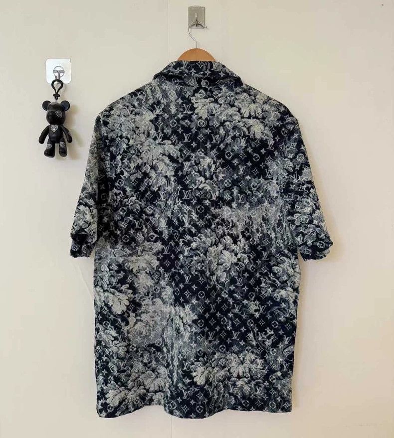 Louis Vuitton Louis Vuitton Tapestry full denim short sleeve shirt Size US L / EU 52-54 / 3 - 3 Thumbnail