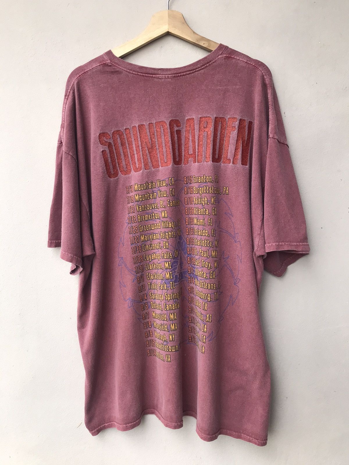 Band Tees Vintage Distressed Y2k Soundgarden Tour 1992 Band Tee Size US XXL / EU 58 / 5 - 6 Thumbnail