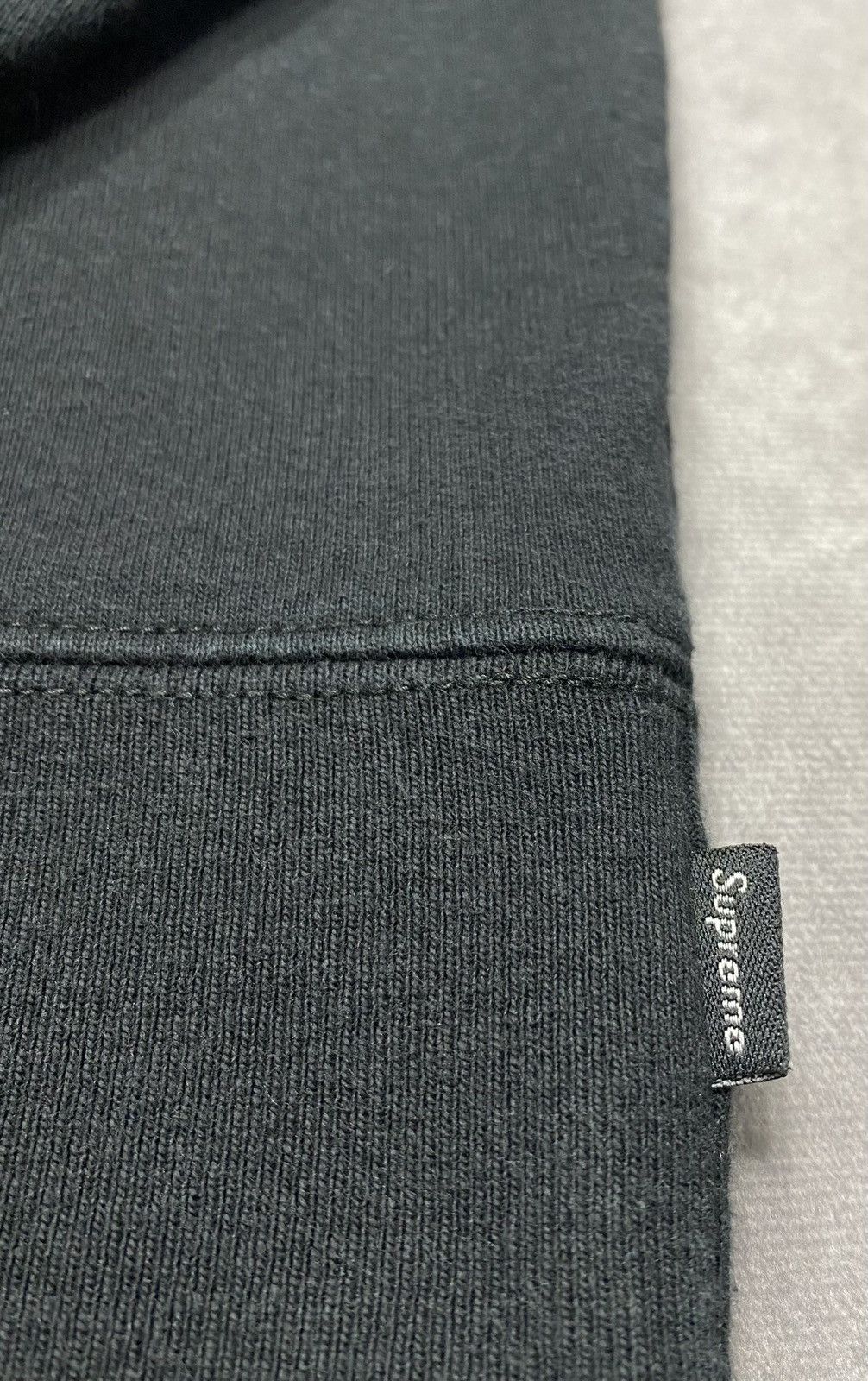 Supreme Supreme Cutout Logo Crewneck Black Size US L / EU 52-54 / 3 - 2 Thumbnail