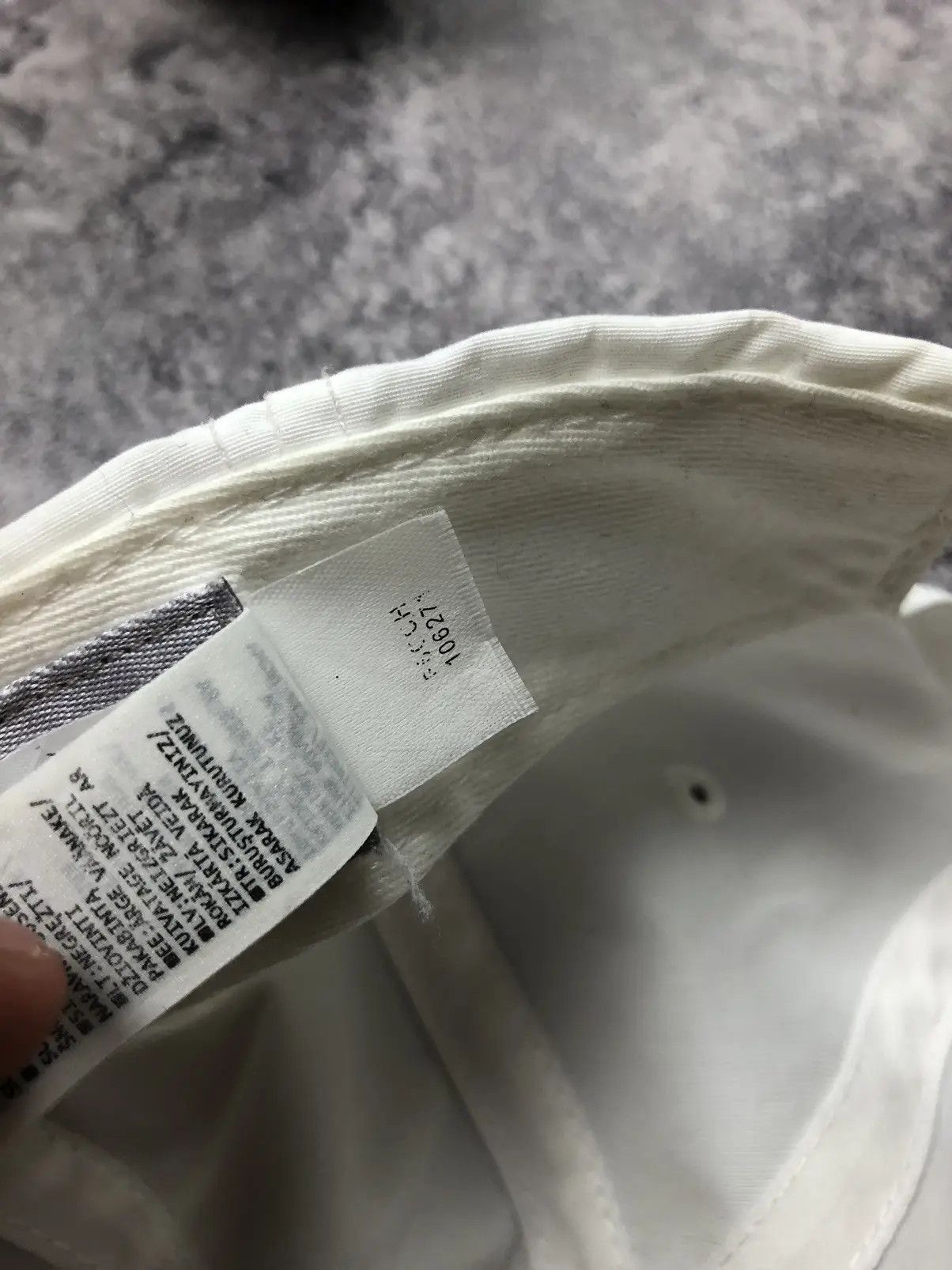 Nike NIKE Vintage 2000s White Hype Cap Metal Swoosh Streetwear Size ONE SIZE - 8 Thumbnail