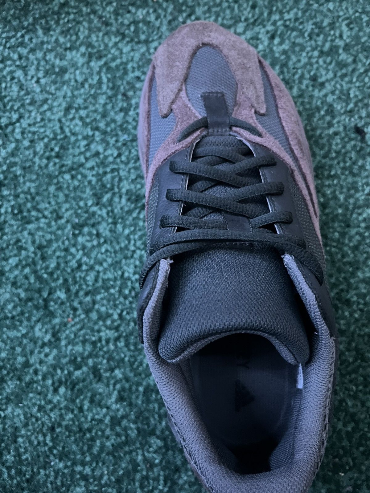 Yeezy Yeezy 700 Size US 10.5 / EU 43-44 - 4 Thumbnail