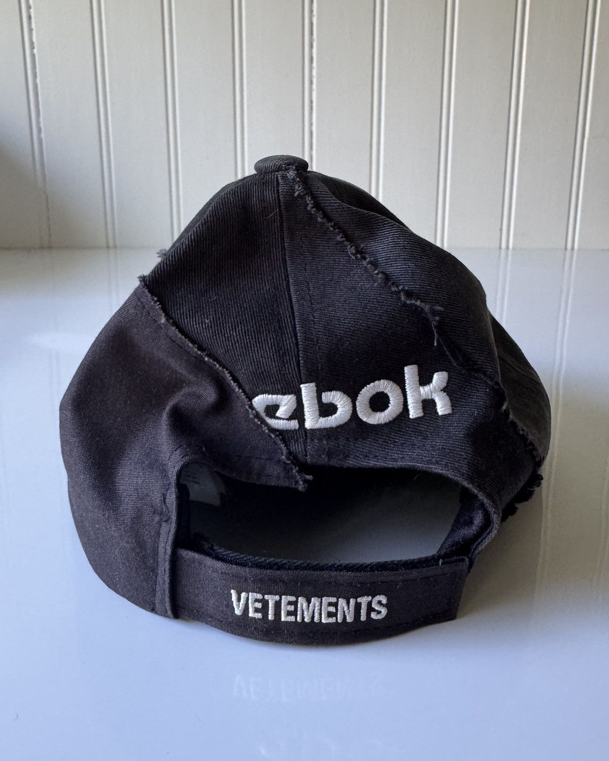 Reebok × Vetements Vetements x Reebok FW 17 Reconstructed Cap Size ONE SIZE - 5 Thumbnail