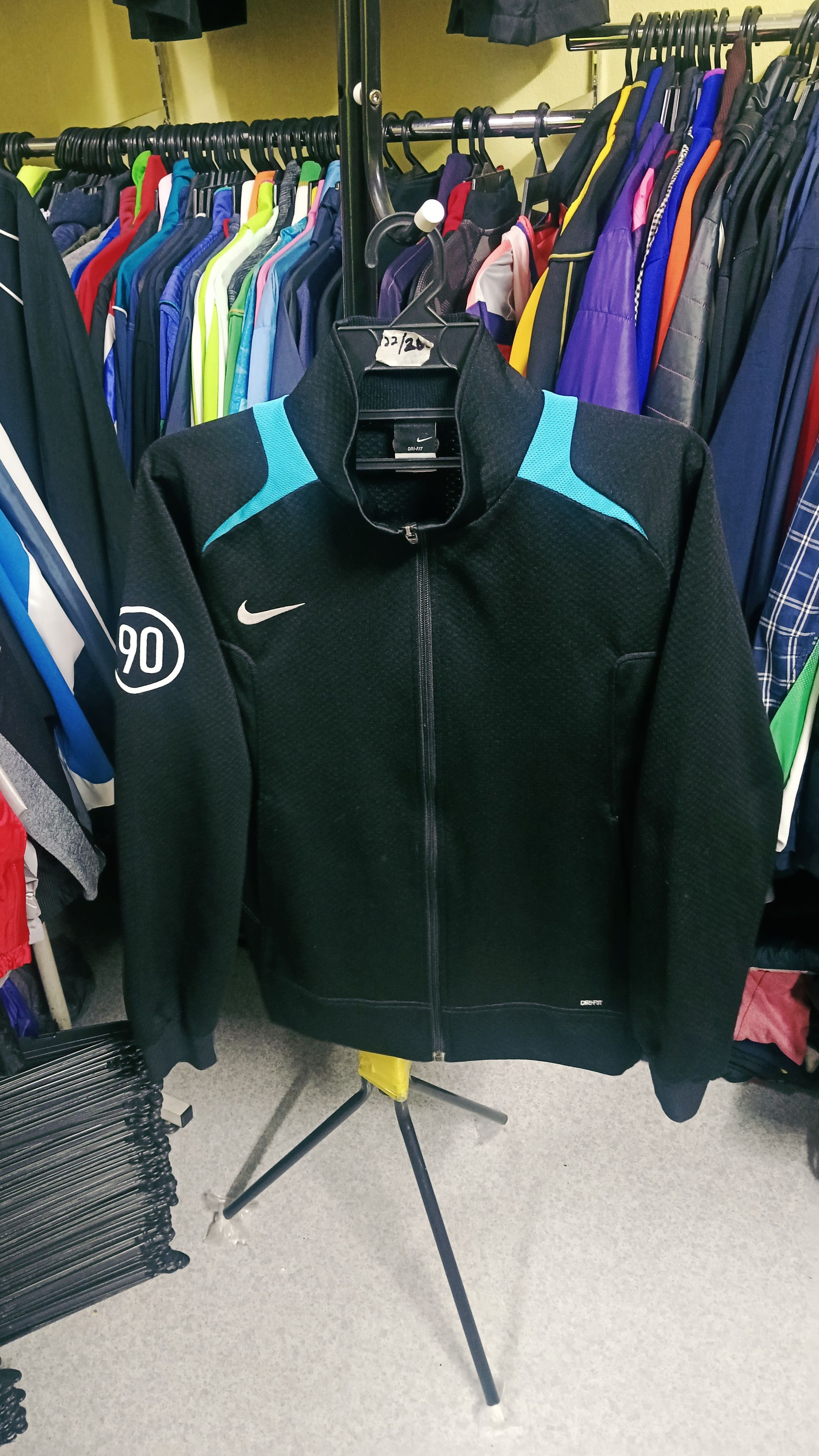 Nike Vintage Nike Dri-Fit T90 Track Top Size US M / EU 48-50 / 2 - 1 Thumbnail