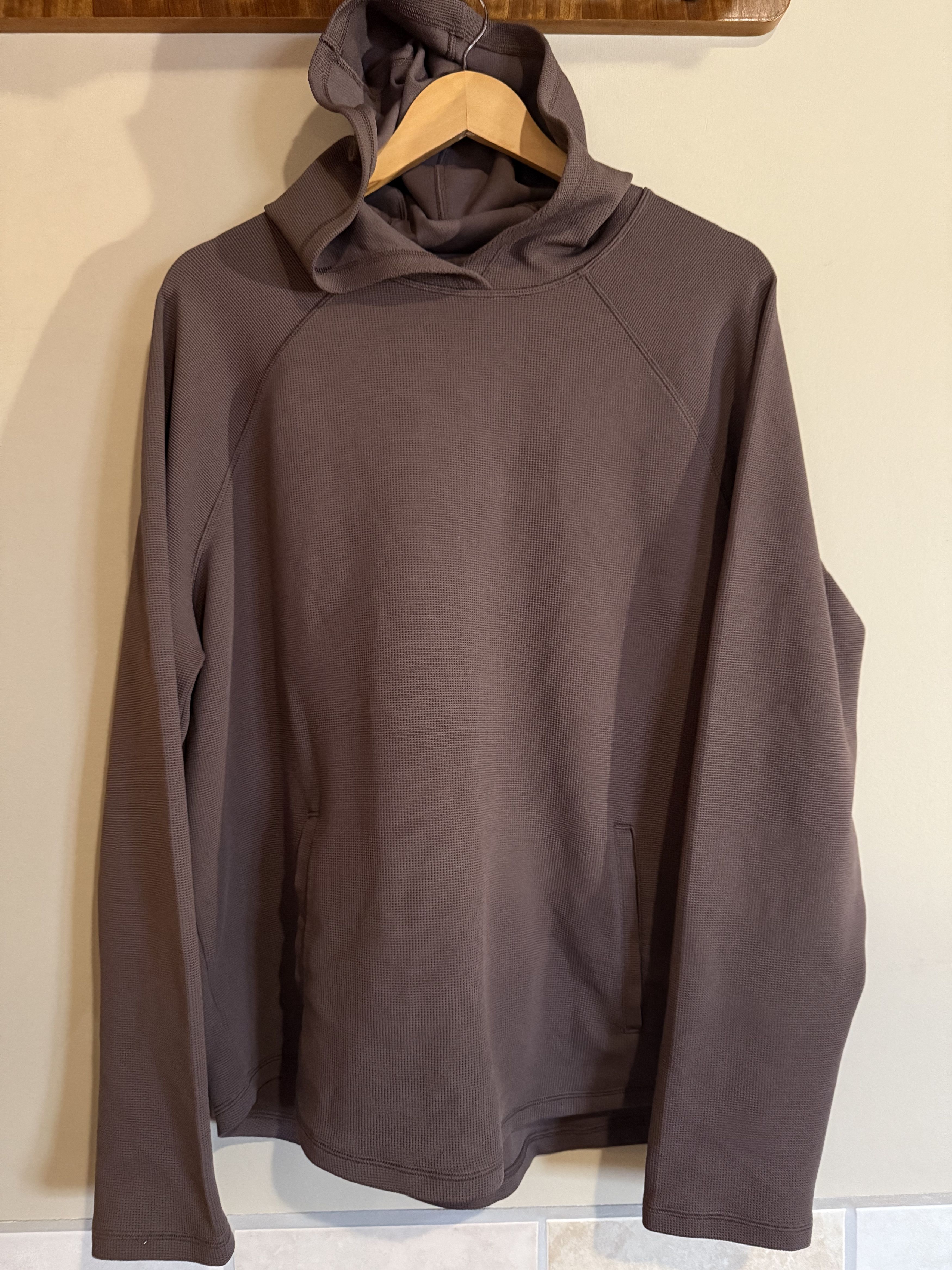 Other all in motion Brown Activewear Hoodie, Men's Large Size US L / EU 52-54 / 3 - 1 Thumbnail