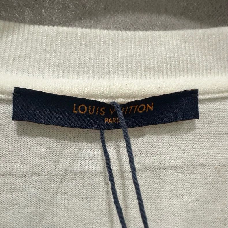 Louis Vuitton Louis Vuitton White monogram graffiti embroidered logo sho Size US XXL / EU 58 / 5 - 3 Thumbnail