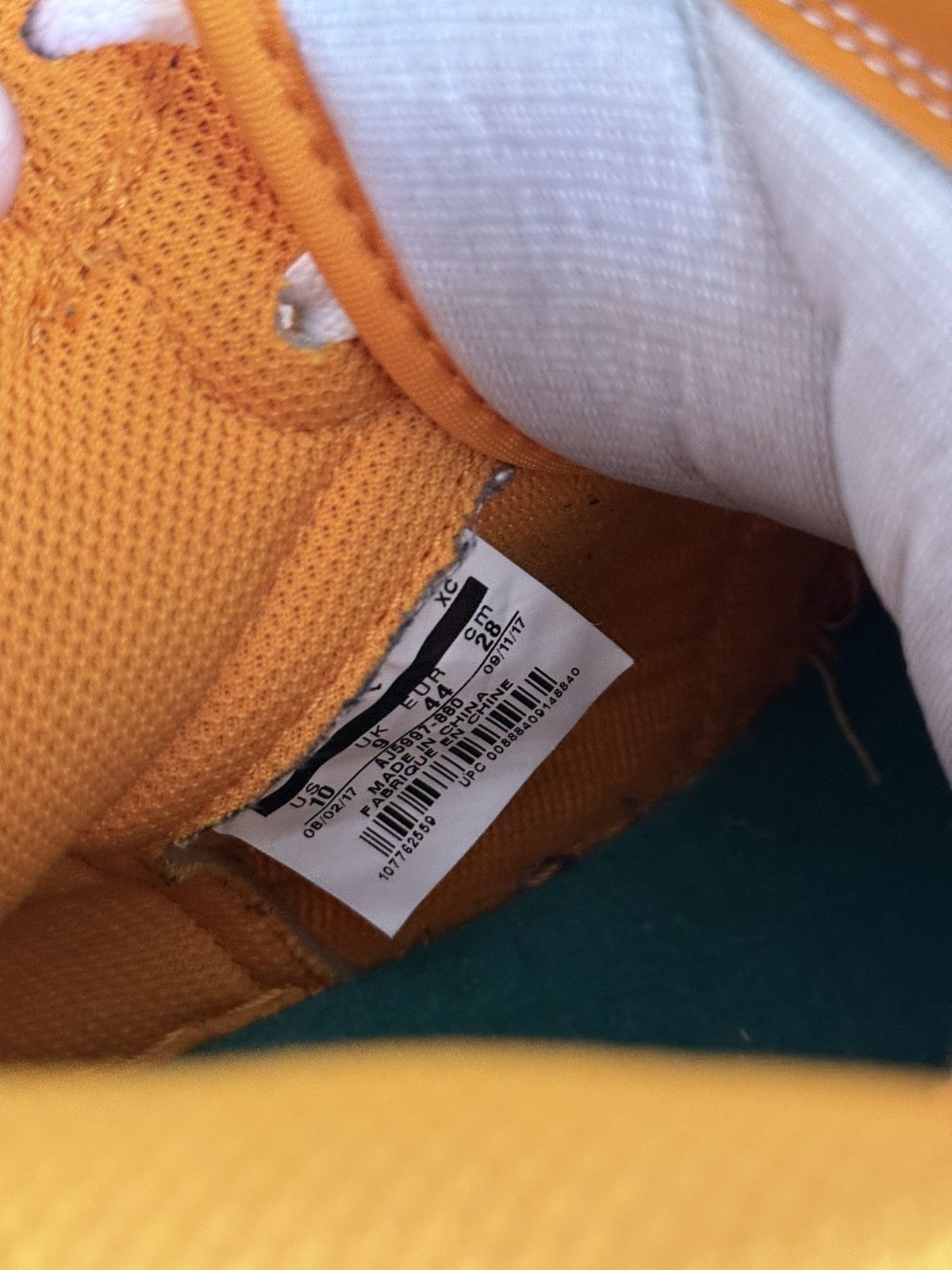 Gatorade × Jordan Brand Jordan 1 Retro High Gatorade Orange Peel Sneakers Size US 10 / EU 43 - 10 Thumbnail
