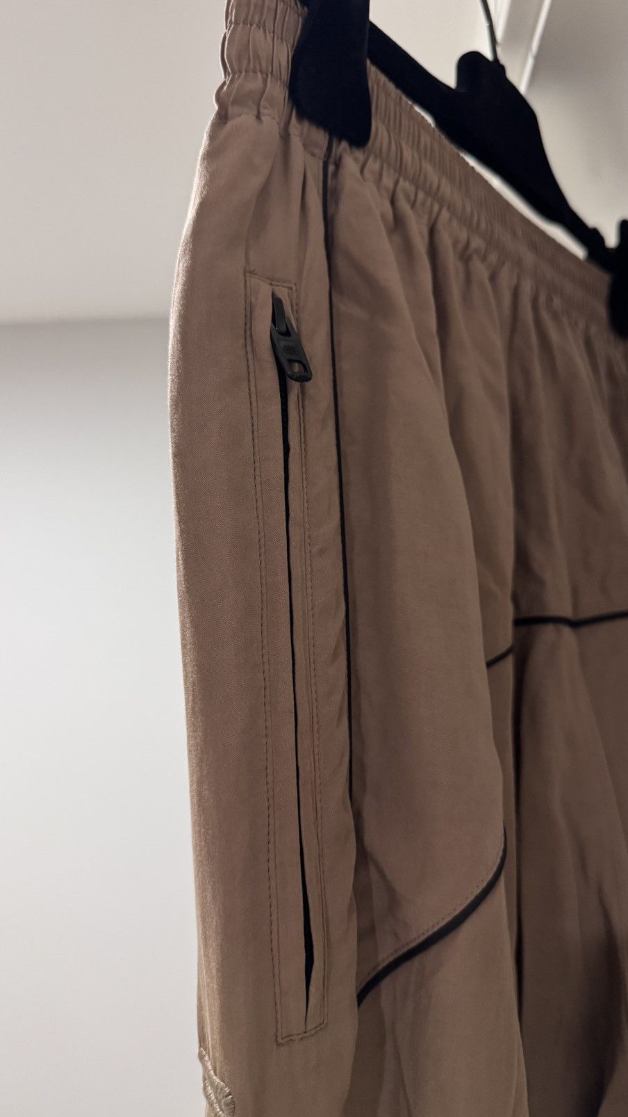 Balenciaga Balenciaga Unisex Brown Oversized Tracksuit Pants Size 26" / US 2 / IT 38 - 7 Thumbnail