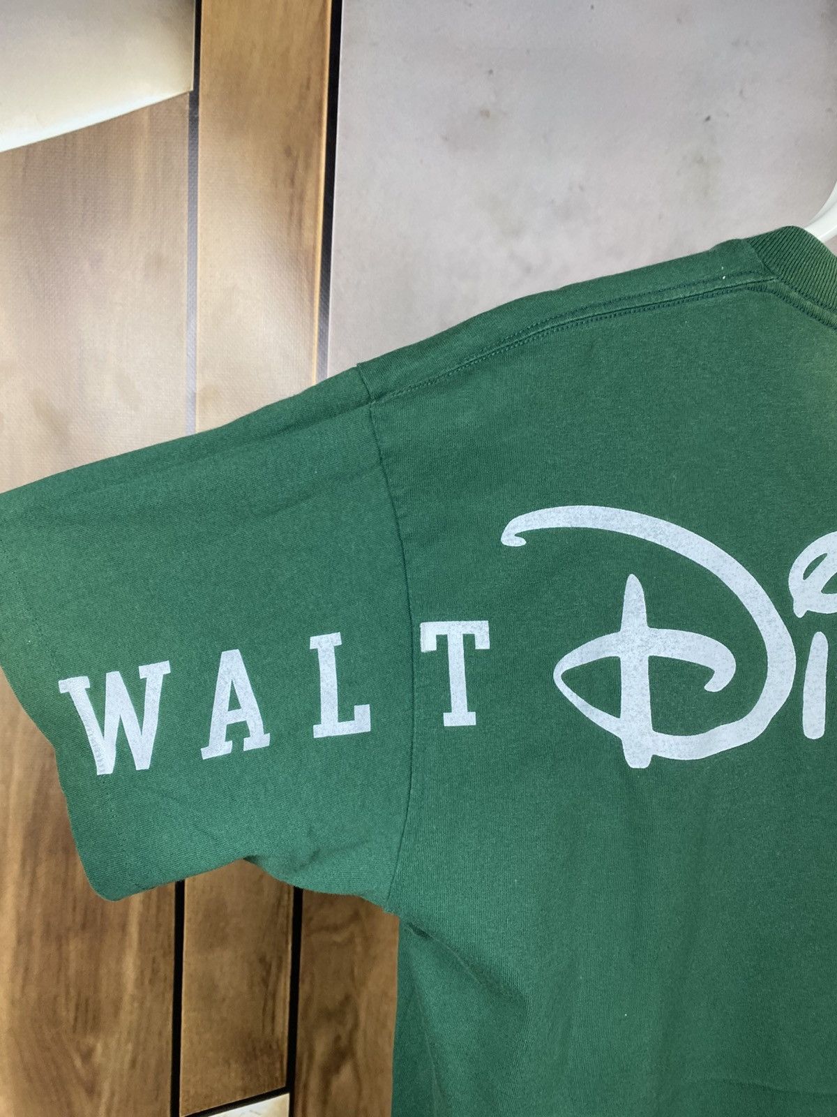 Disney 🐭Vintage 1996 T-Shirt Disney Big Logo Overprint VTG Tee🐭 Size US L / EU 52-54 / 3 - 9 Thumbnail