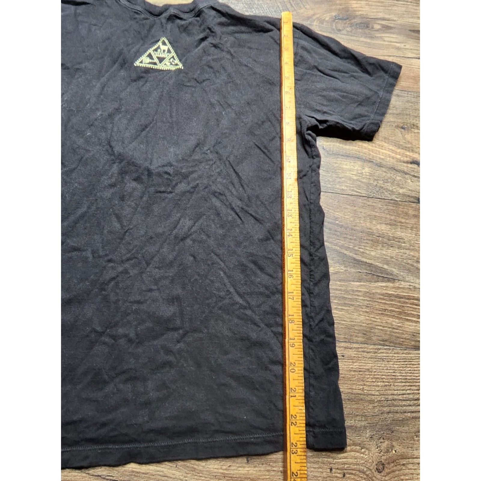 Forever 21 VINTAGE Forever Friends Llama T Shirt Mens Small Black Car Logo Peru Mens Size US S / EU 44-46 / 1 - 3 Thumbnail