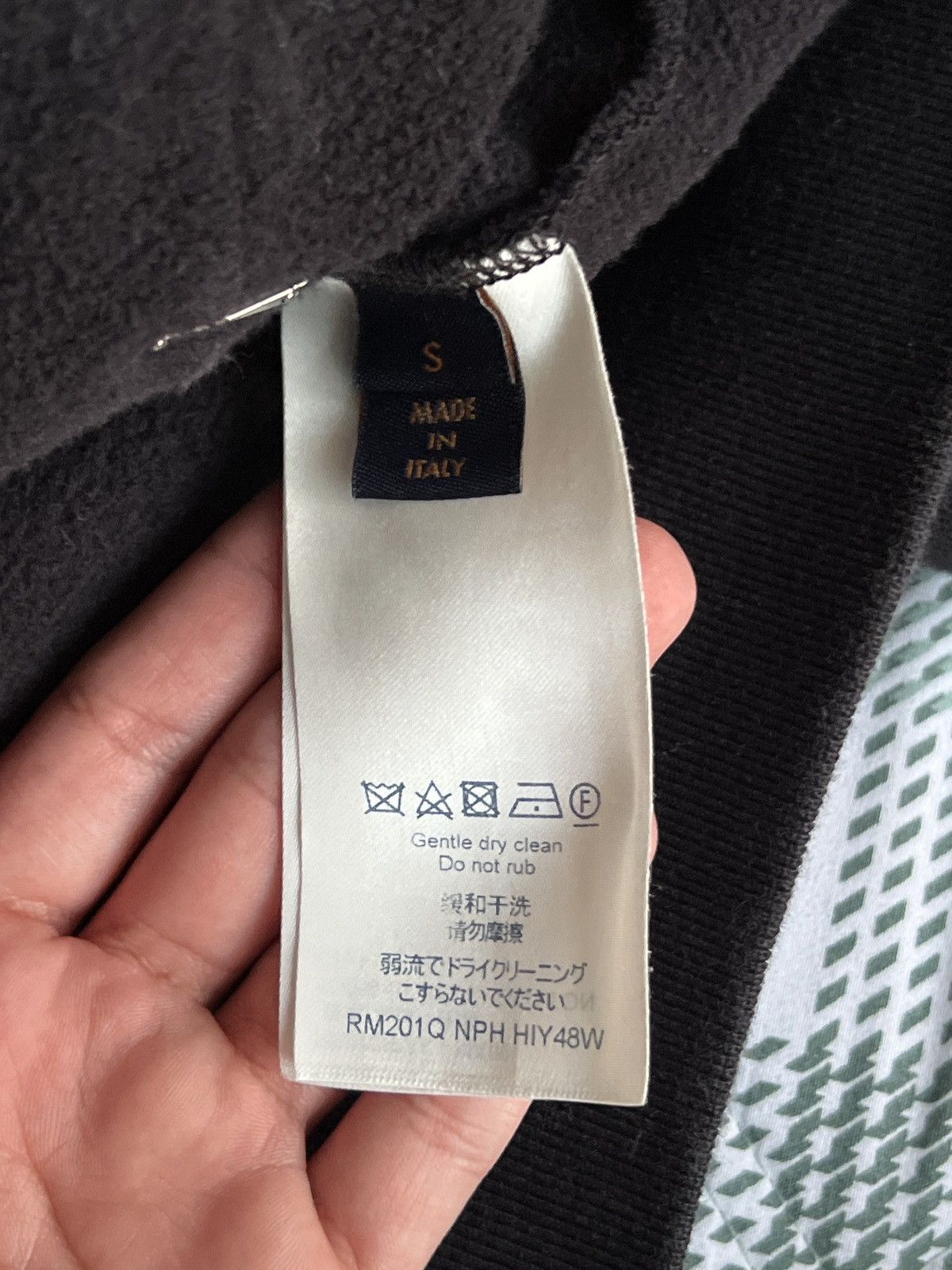 Louis Vuitton Louis Vuitton Size US S / EU 44-46 / 1 - 5 Thumbnail