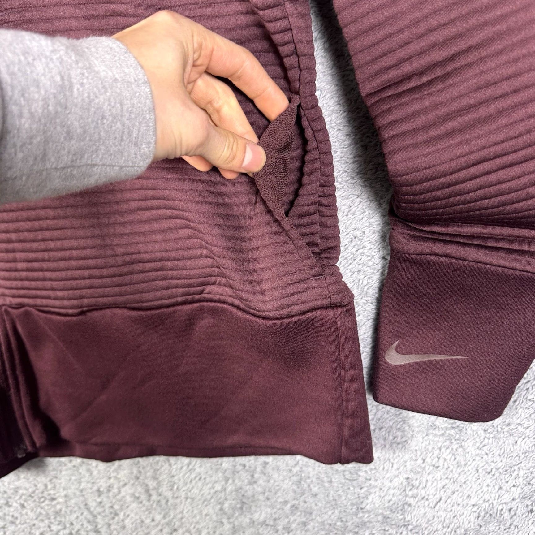 Nike Nike Hoodie Women’s M Full Zip Training Quilted Scuba Tech Sweatshirt Black XLFull Zip, Hooded, Pockets, Logo, Sports Nike Womens Hoodie Size XL / US 12-14 / IT 48-50 - 5 Thumbnail