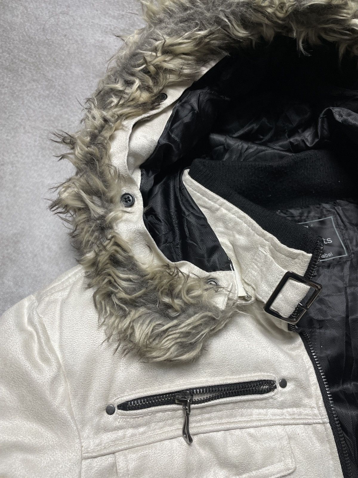 Japanese Brand 2000’s Roushatte - Vkei Style Puffer Fur Jacket Size US L / EU 52-54 / 3 - 13 Thumbnail