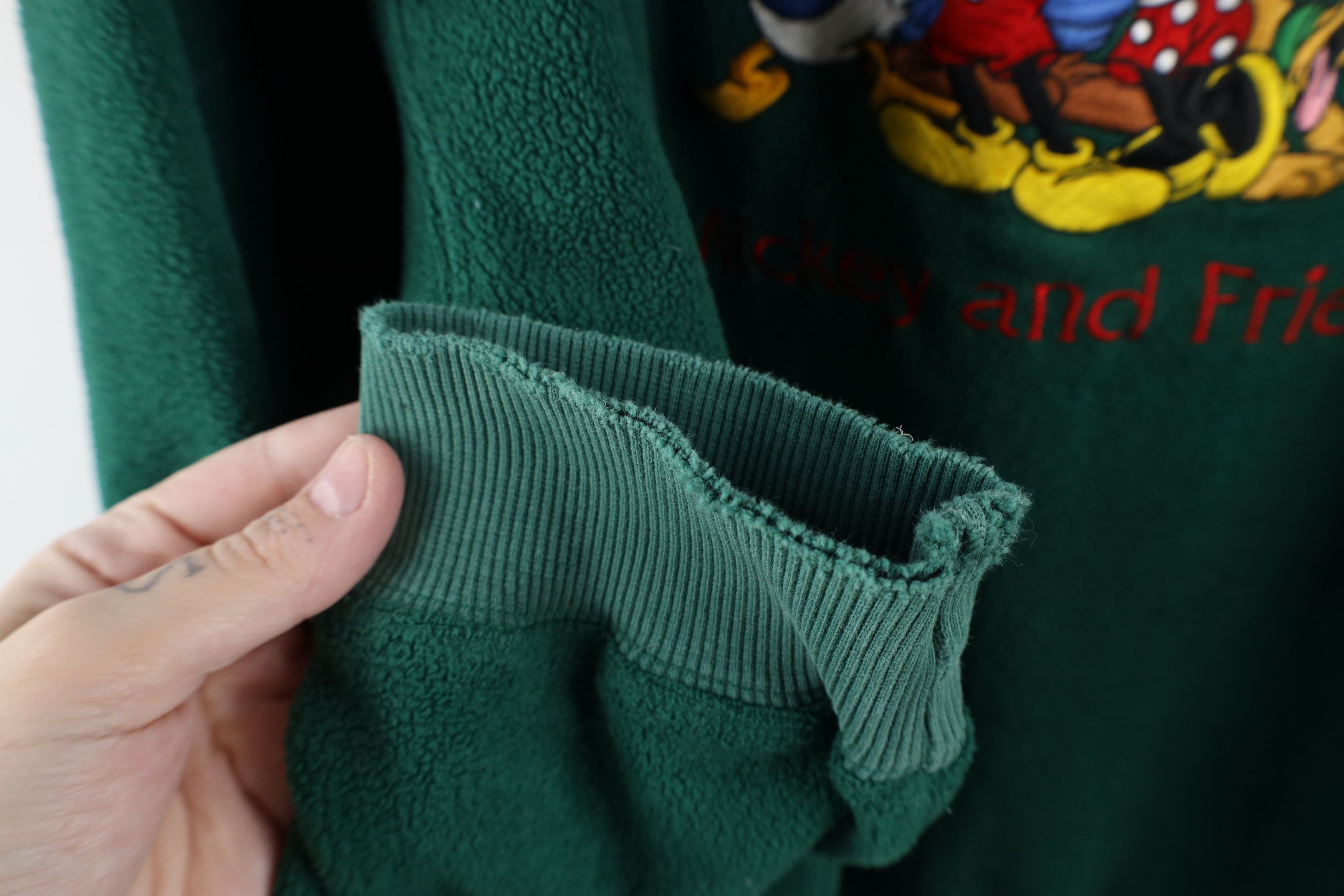 Disney × Vintage Vintage 90s Disney Mickey and Friends Fleece Sweatshirt Size L / US 10 / IT 46 - 5 Thumbnail