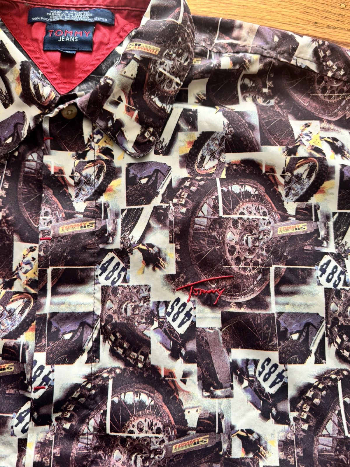 Tommy Hilfiger Vintage Tommy Short button up dirt bike all over print Size US XL / EU 56 / 4 - 2 Thumbnail
