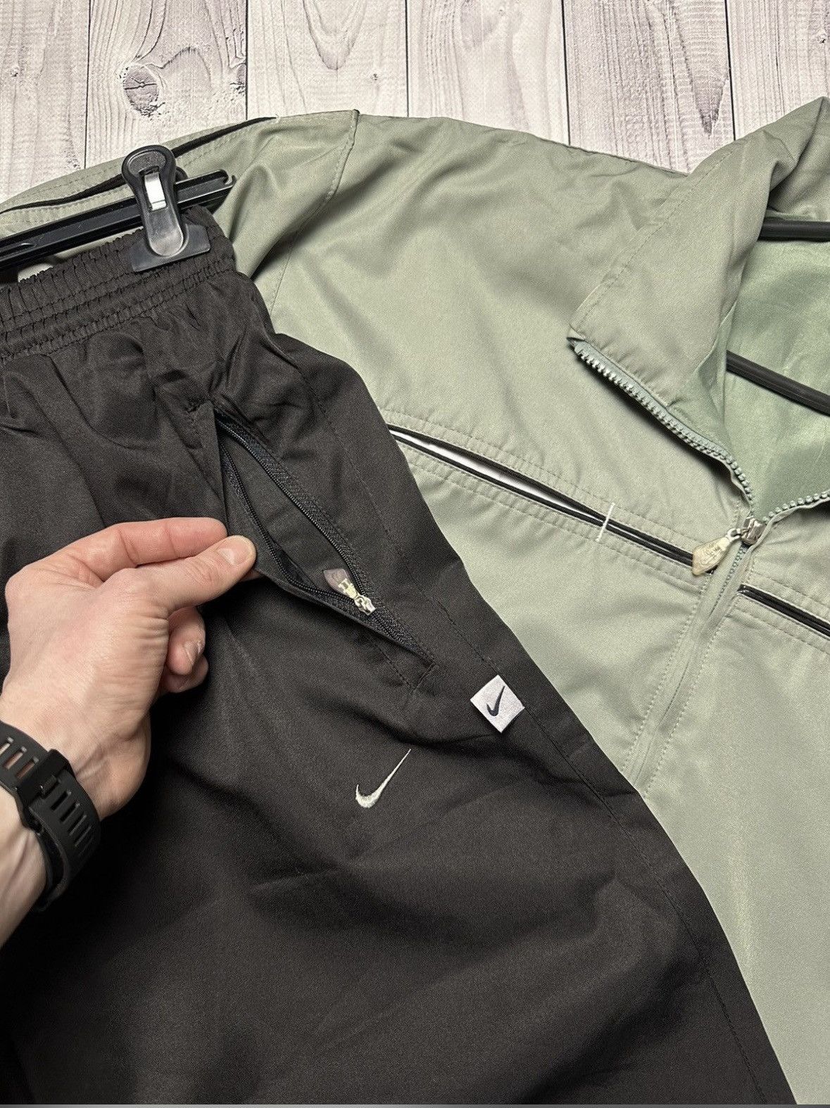 Nike × Vintage Vintage Nike track suit logo green rare size L drill pants Size US L / EU 52-54 / 3 - 4 Thumbnail