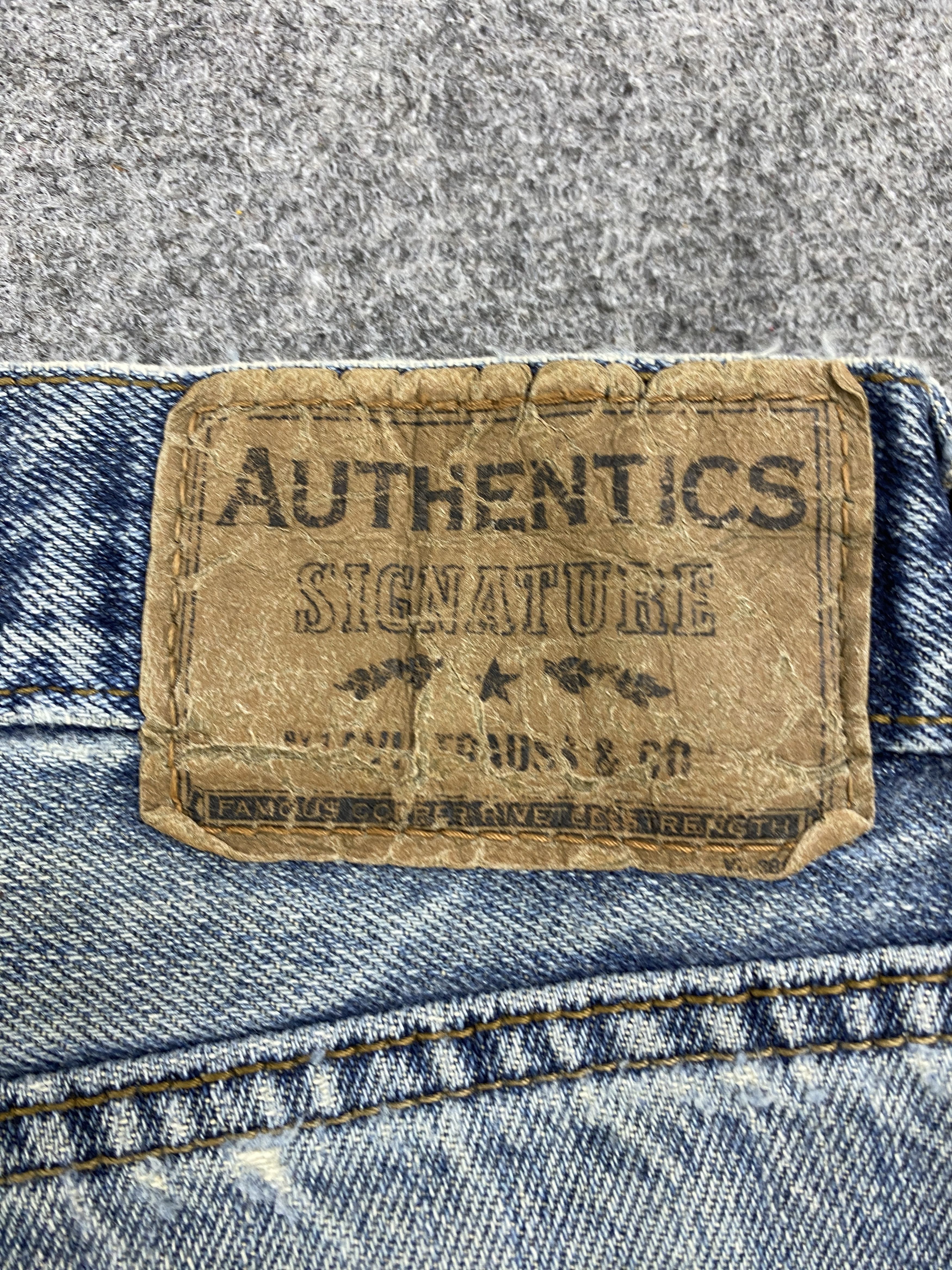 Levi's × Vintage Distrressed Vintage Levis Authentic Signature Jeans Size US 34 / EU 50 - 5 Thumbnail