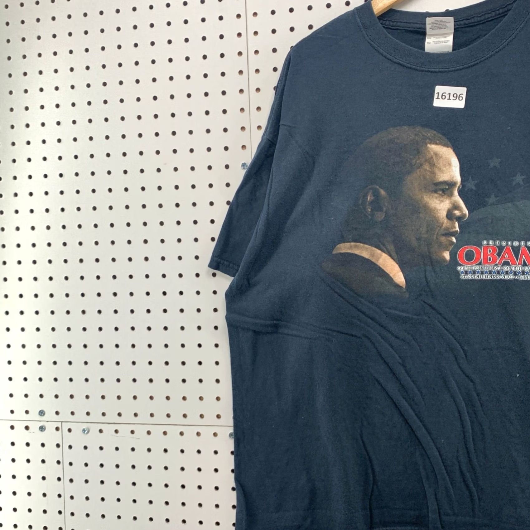 Gildan Barack Obama Shirt 2009 Adult XL Change Begins Now Short Sleeve President TEE Size US XL / EU 56 / 4 - 3 Thumbnail