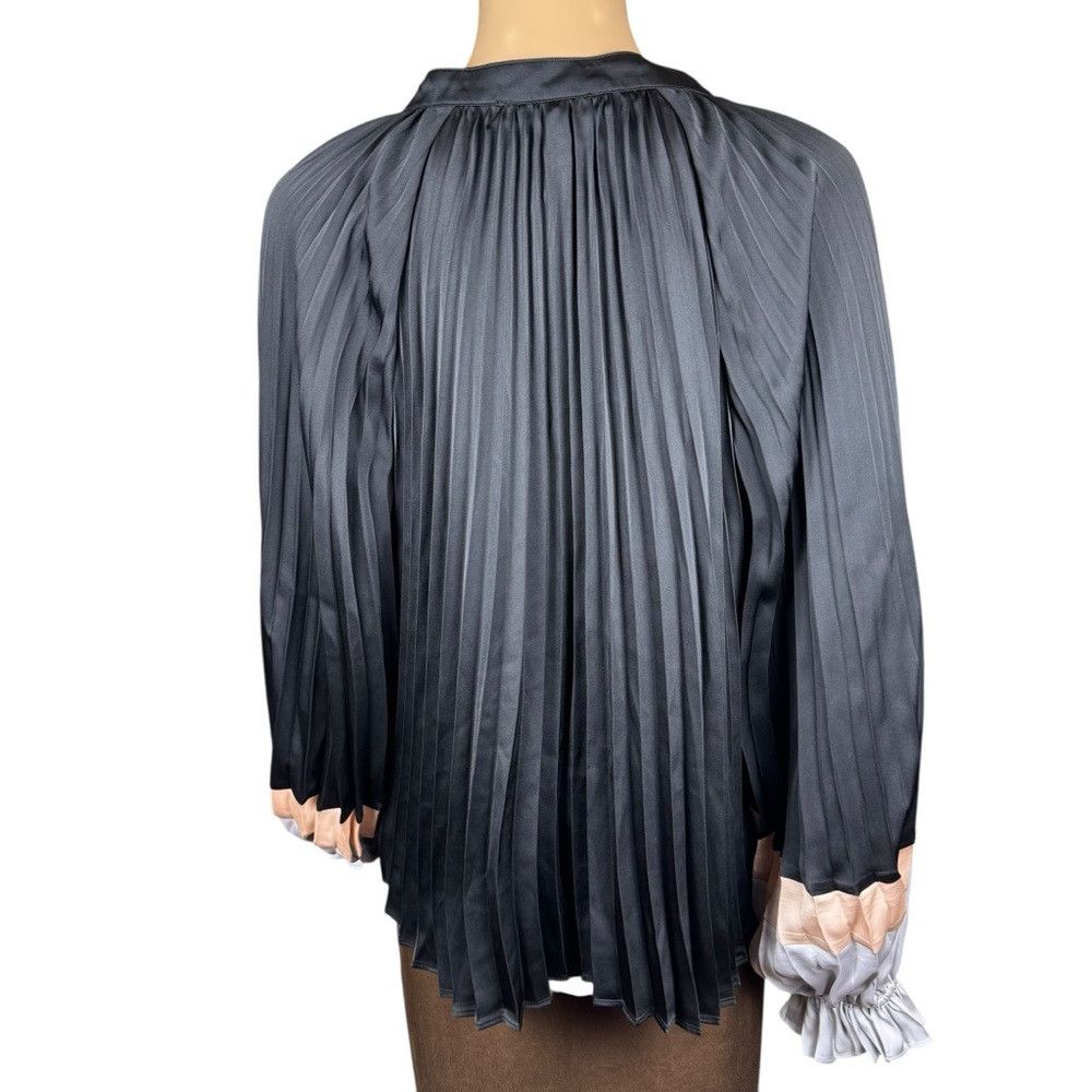 Bcbgmaxazria BCBGMaxAzria Pleated Colorblock Long Sleeve Blouse Size L Size L / US 10 / IT 46 - 6 Thumbnail