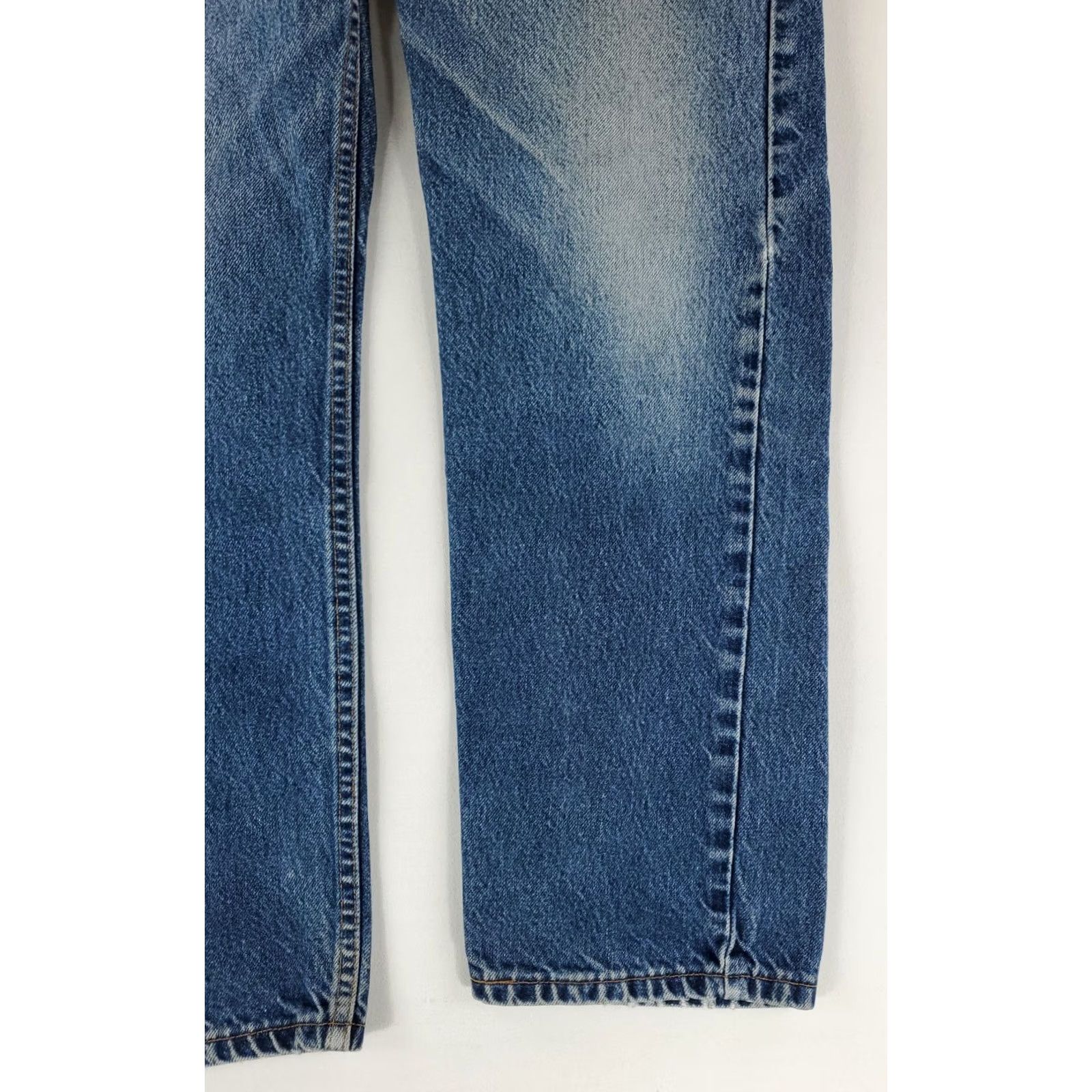 Levi's VINTAGE Levi's 505 Jeans VTG Y2K Made USA Whiskering Mens 31x29 Actual 31x30 Blue Straight Jeans Men Size US 31 - 7 Thumbnail