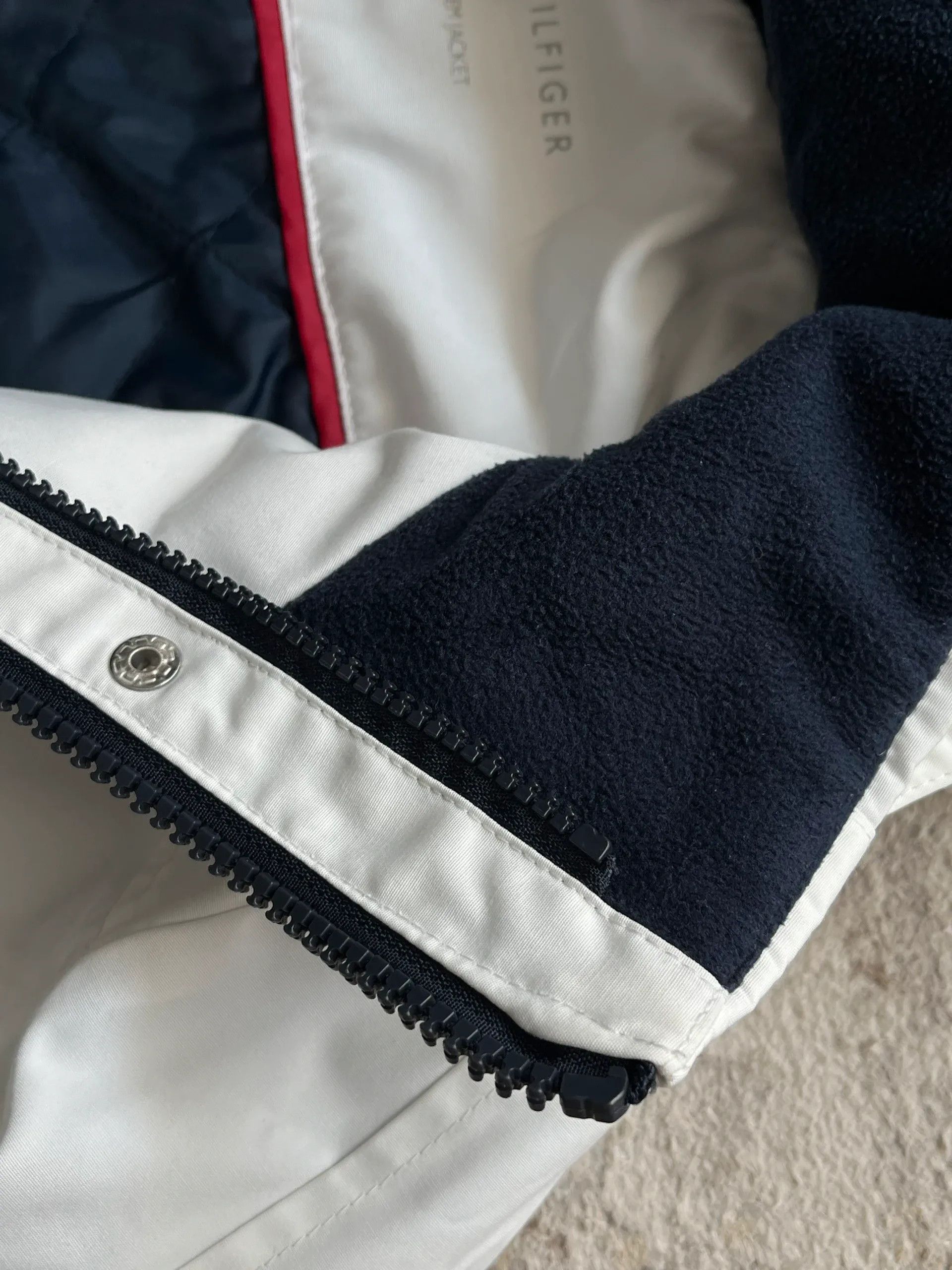 Tommy Hilfiger Tommy Hilfiger Jacket White Rare Sz M-L Size M / US 6-8 / IT 42-44 - 14 Thumbnail
