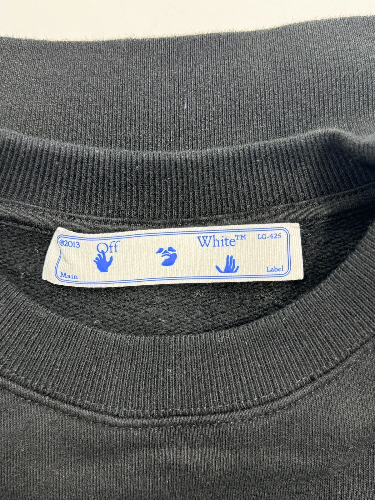 GRAPHIC PRINT CREWNECK SWEATSHIRT