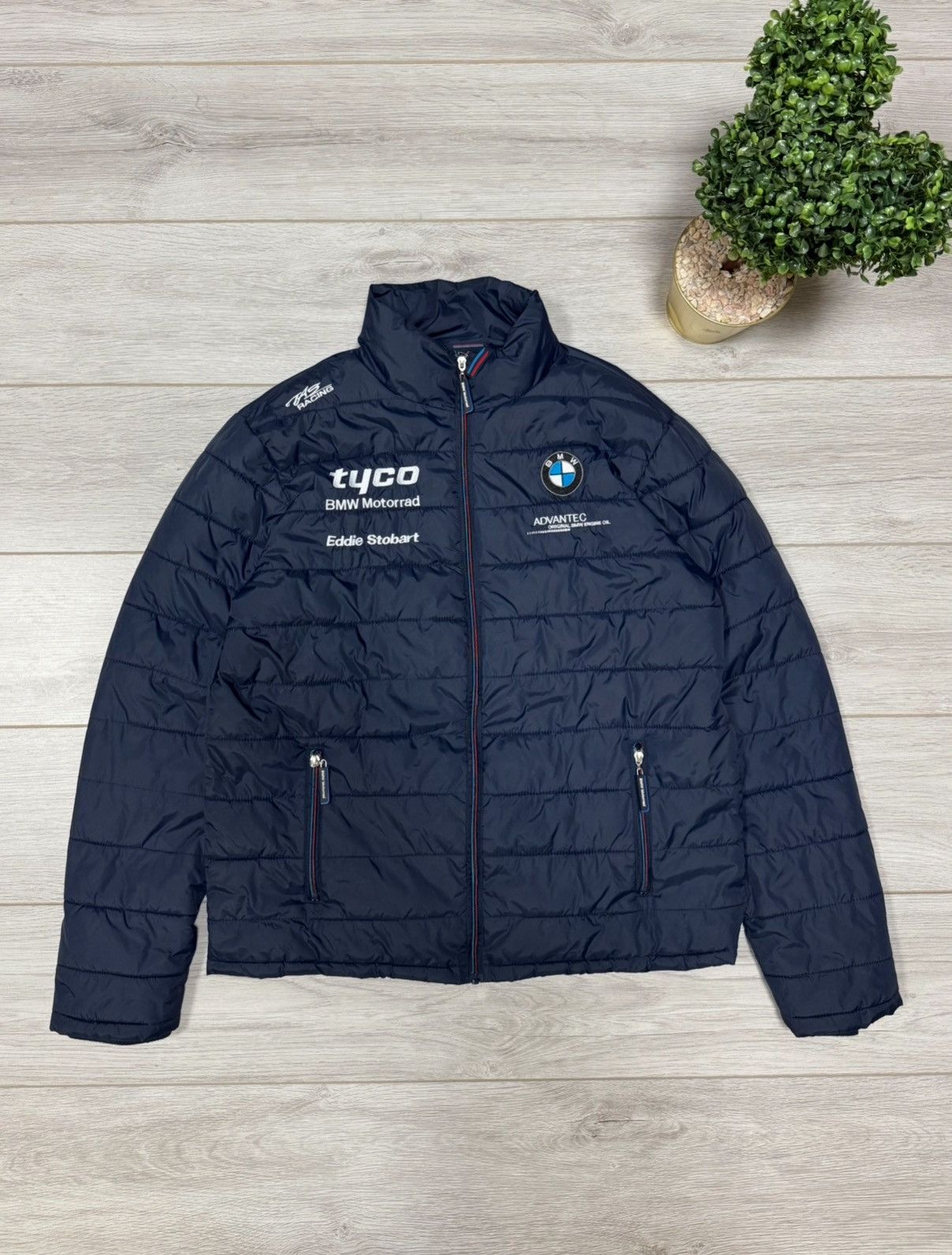 BMW Tyco BMW puffer jacket big logo Size US XL / EU 56 / 4 - 1 Thumbnail