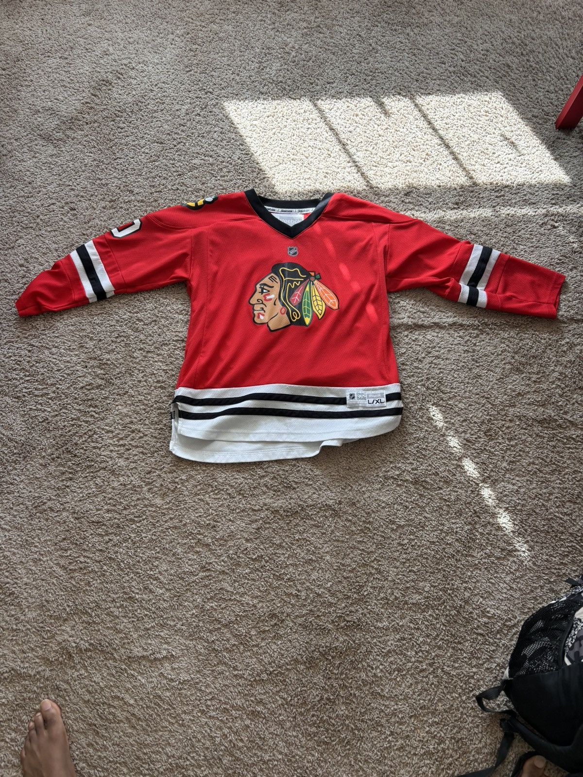Reebok Blackhawks hockey jersey Size US S / EU 44-46 / 1 - 2 Thumbnail