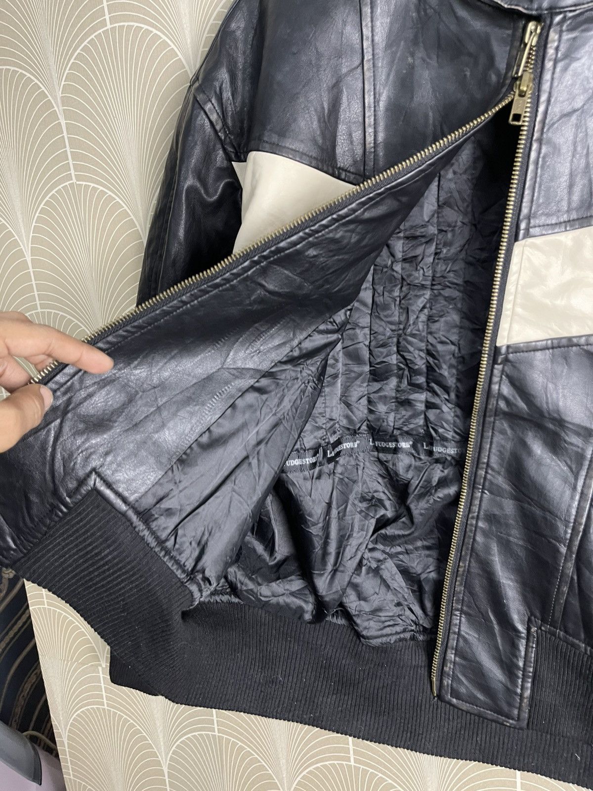 Japanese Brand × Vintage VINTAGE LAFUDGE STORE BOMBER LEATHER JACKET RARE Size US M / EU 48-50 / 2 - 10 Thumbnail