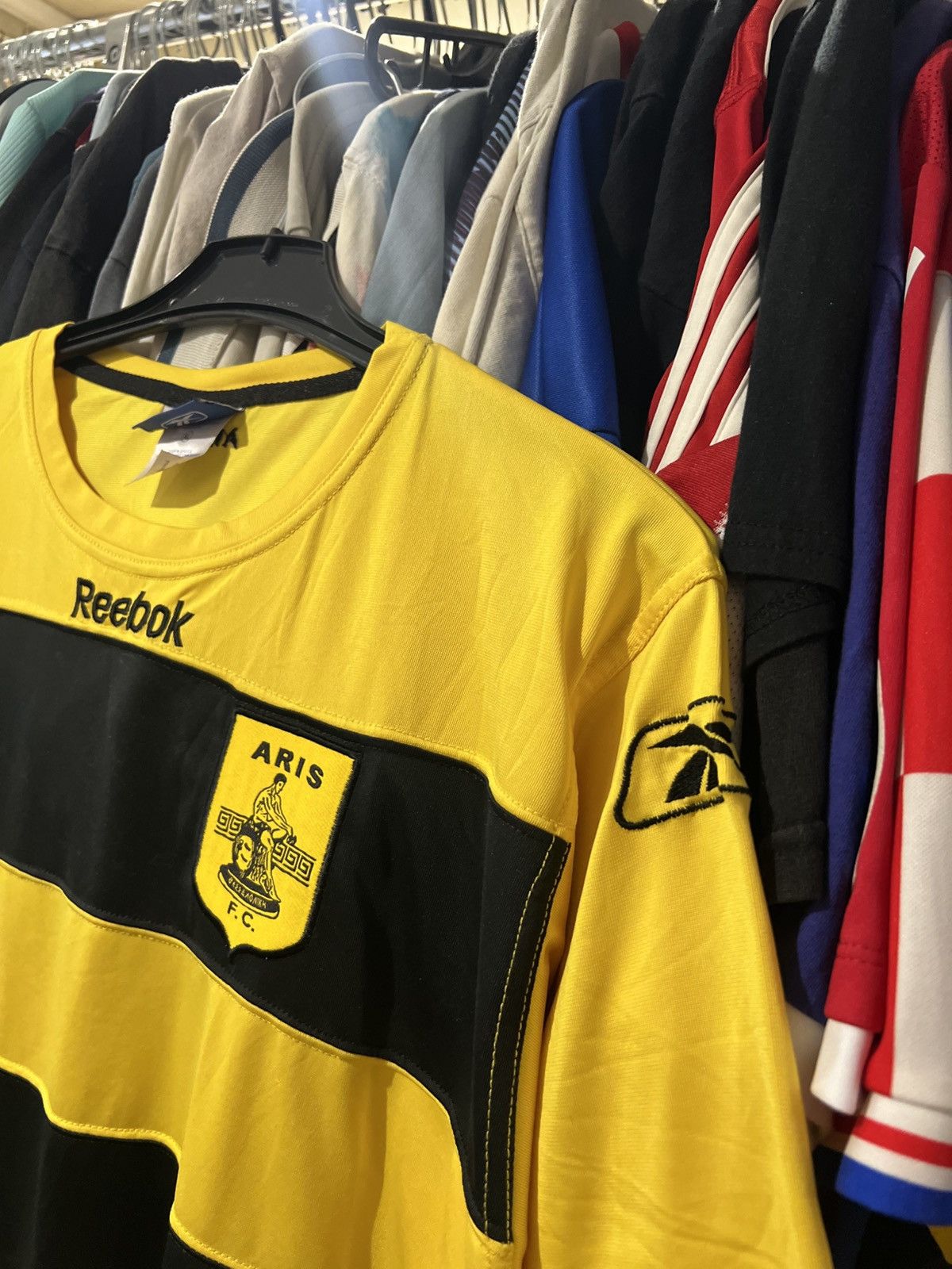 Reebok × Vintage 2008/2009 VINTAGE ARIS FC HOME FOOTBALL SHIRT #19 AOP SOCCER Size US XL / EU 56 / 4 - 5 Thumbnail