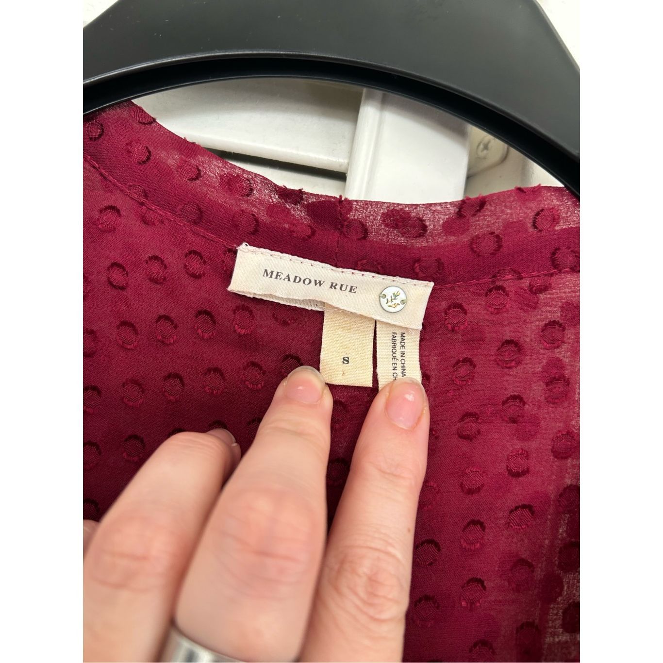 Anthropologie Anthropologie Meadow Rue Clipdot Tieneck Blouse in Raspberry Size S / US 4 / IT 40 - 5 Thumbnail