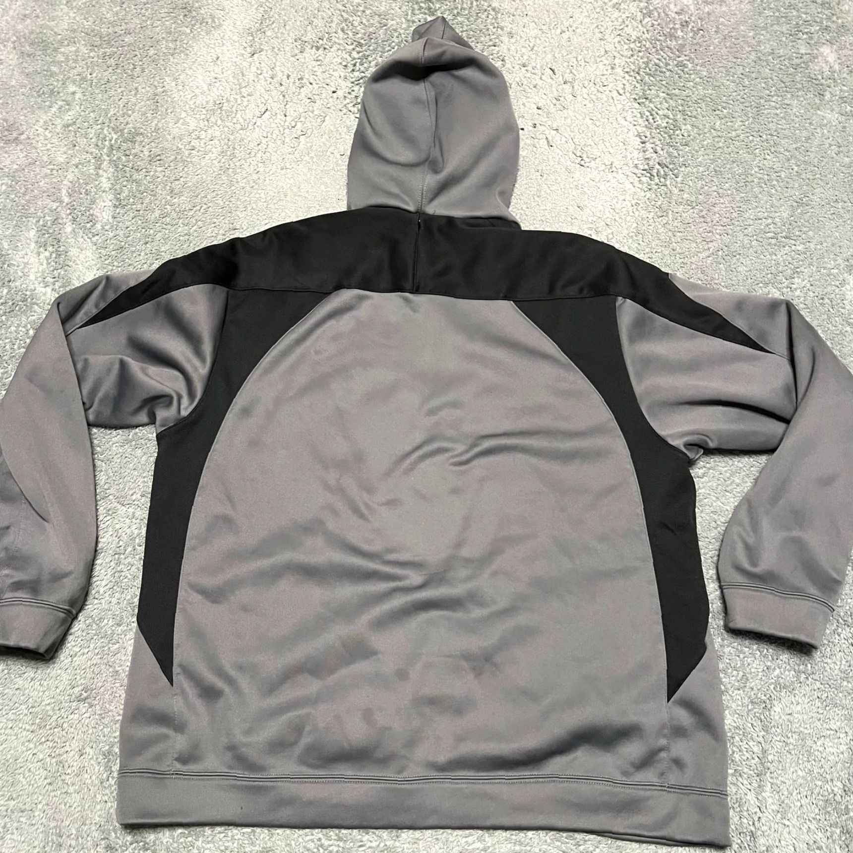 Nike Nike Hoodie Mens Large Gray Performance Center Swoosh Fleece 258635 Pullover Mens Regular Size L Black Stain Size US L / EU 52-54 / 3 - 3 Thumbnail