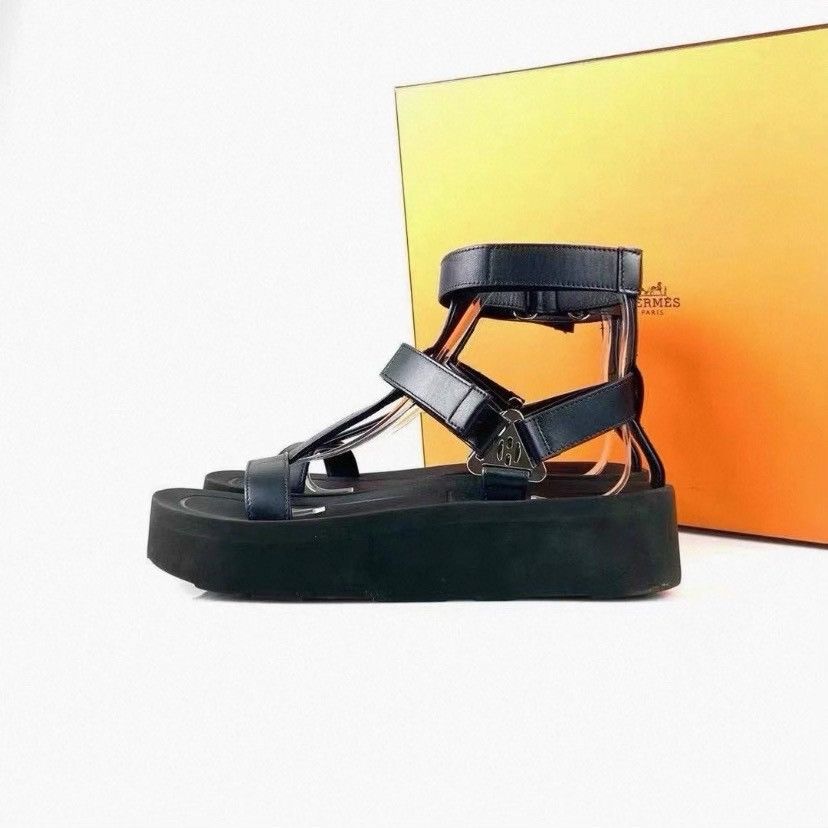 Hermes Hermès Enid platform sandals in black calfskin leather Size US 7 / IT 37 - 2 Thumbnail