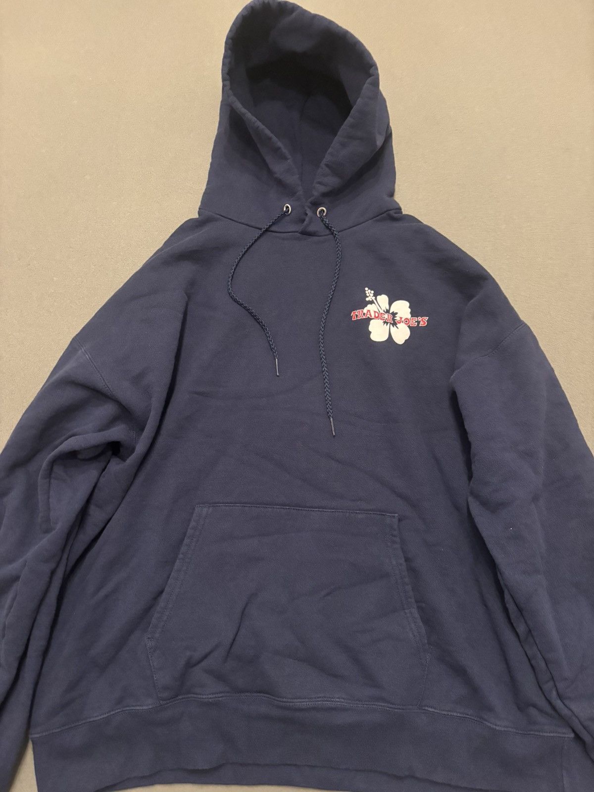 Hanes 90s Vintage Trader Joe’s Navy Hoodie Size US L / EU 52-54 / 3 - 2 Thumbnail