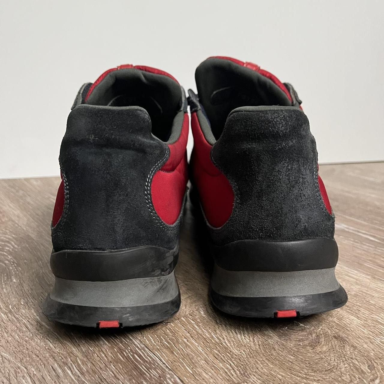 Prada vintage prada nylon & suede trainers Size US 9 / EU 42 - 5 Thumbnail