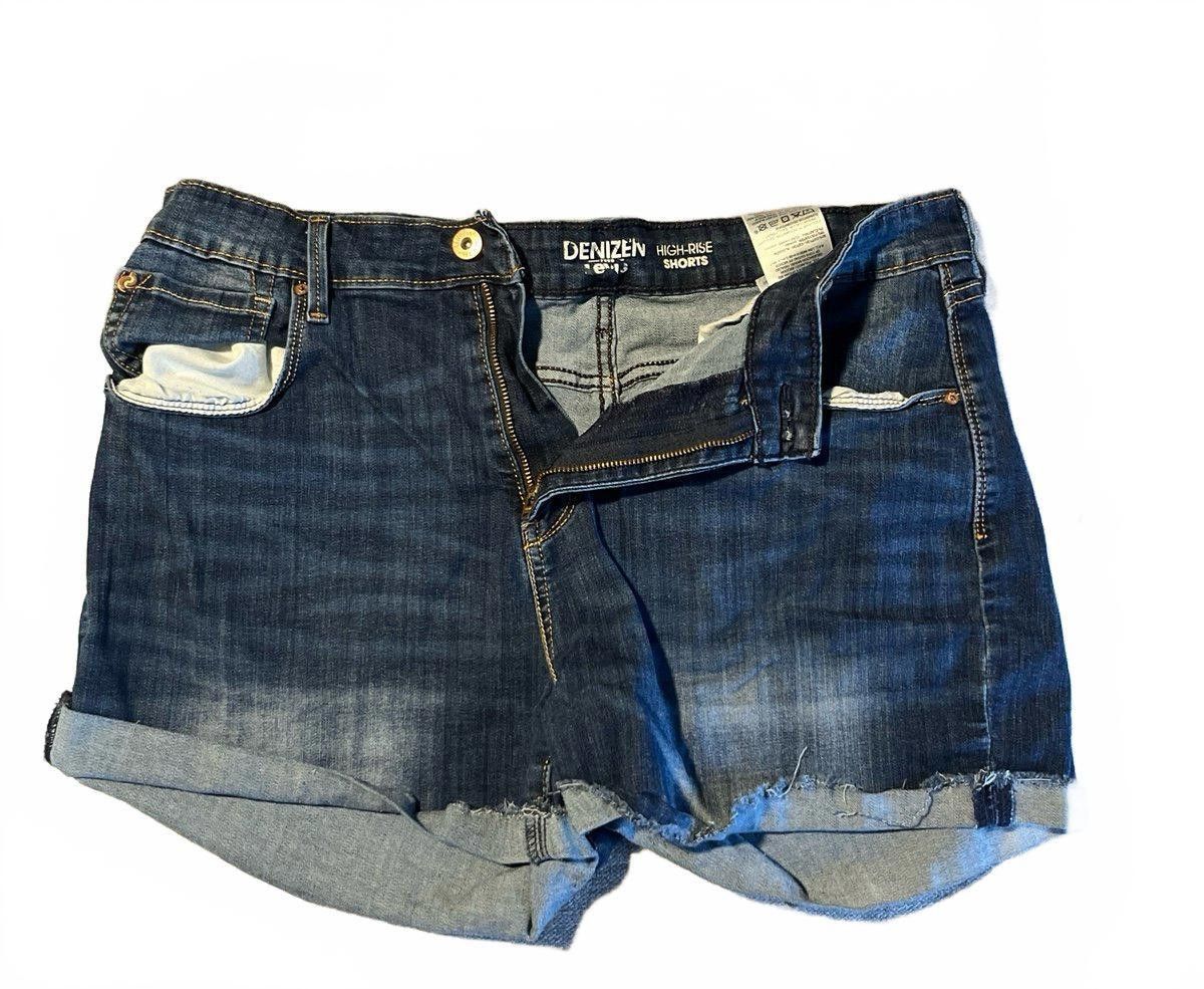 Levi's DENIZEN High-Rise Denim Shorts Sz 14 Size 36" / US 14 / IT 50 - 1 Thumbnail