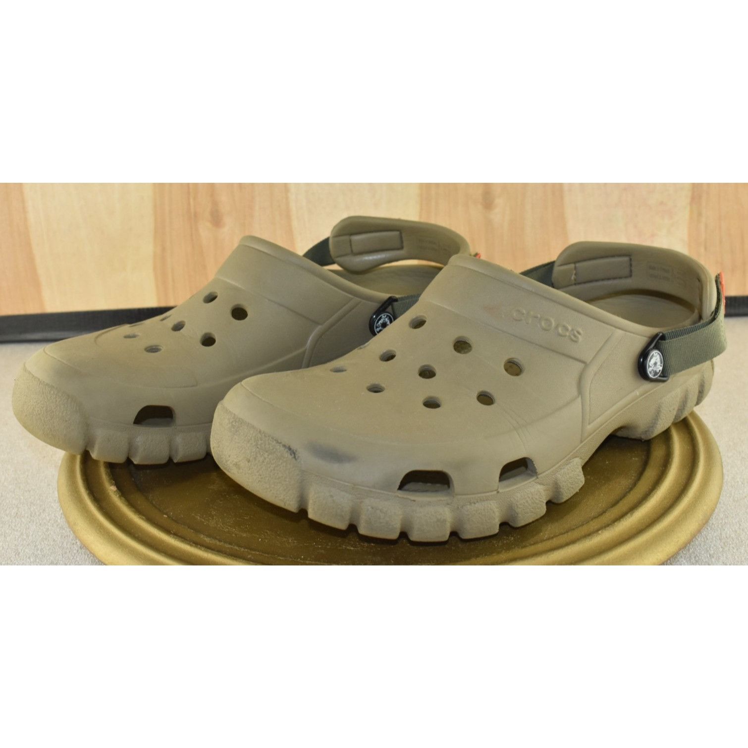 Crocs Crocs Offroad Men Clogs Size 11 Brown Slip-On Round Toe Ligh Size US 11 / EU 44 - 1 Thumbnail